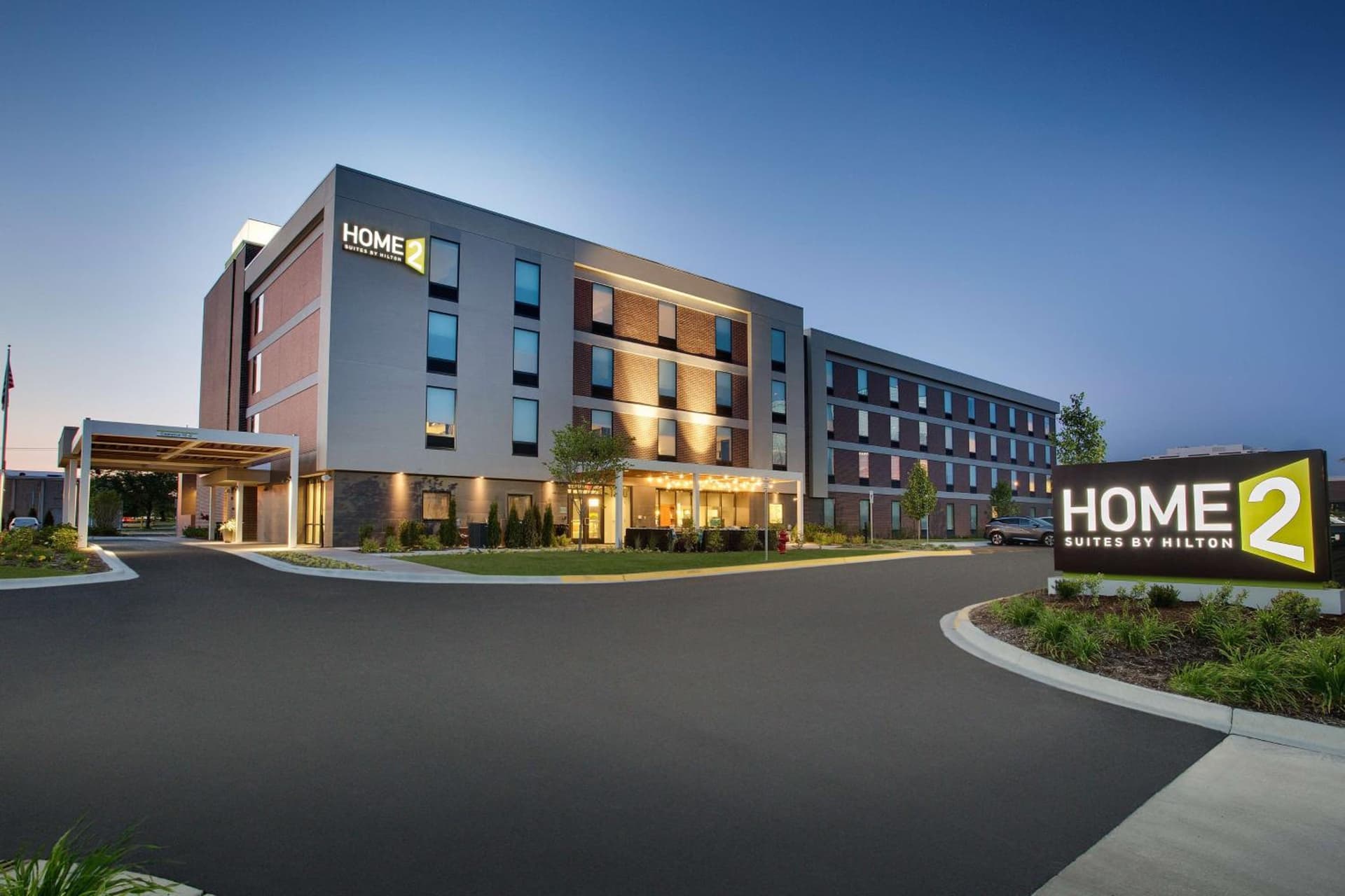 Home2 Suites By Hilton Chicago Schaumburg property views in Schaumburg, IL — gallery photo 3