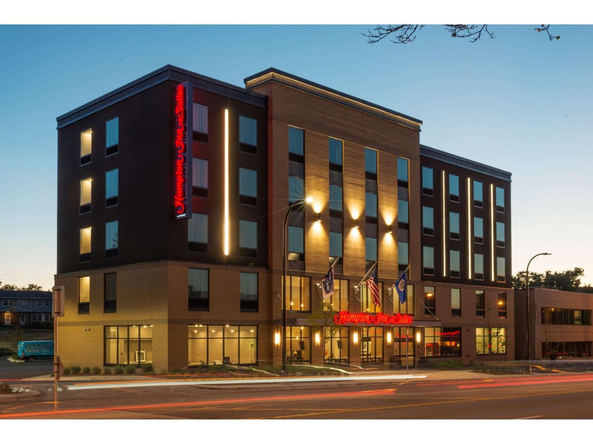 Hampton Inn and Suites Minneapolis University Area, MN — hotel in Minneapolis, Minnesota