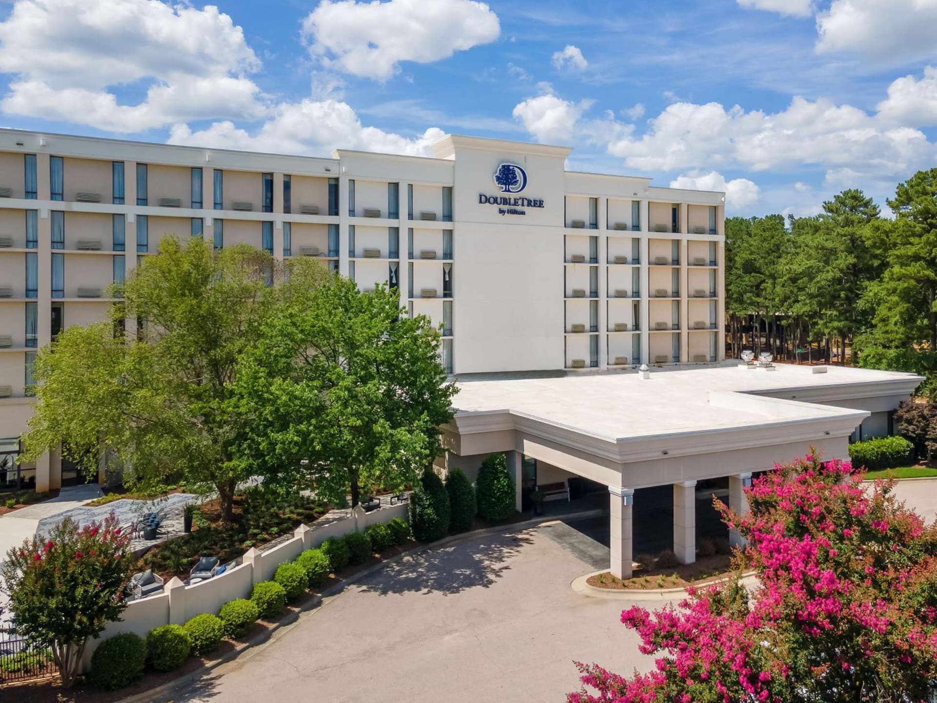 DoubleTree by Hilton Raleigh Midtown, NC — hotel in Raleigh, North Carolina