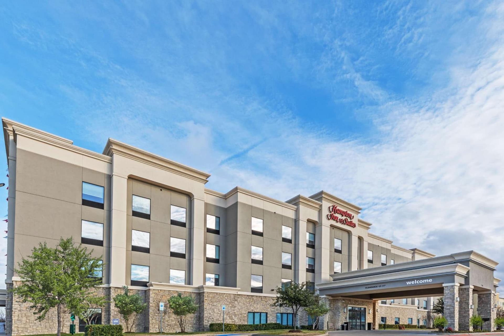 Hampton Inn & Suites Dallas I-30 Cockrell Hill, Tx — hotel in Duncanville, Texas