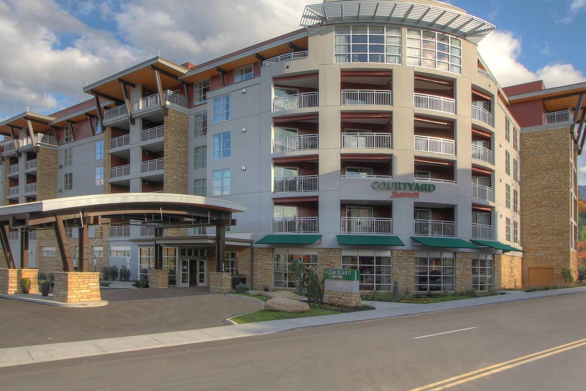 Courtyard by Marriott Gatlinburg Downtown — hotel in Gatlinburg, Tennessee