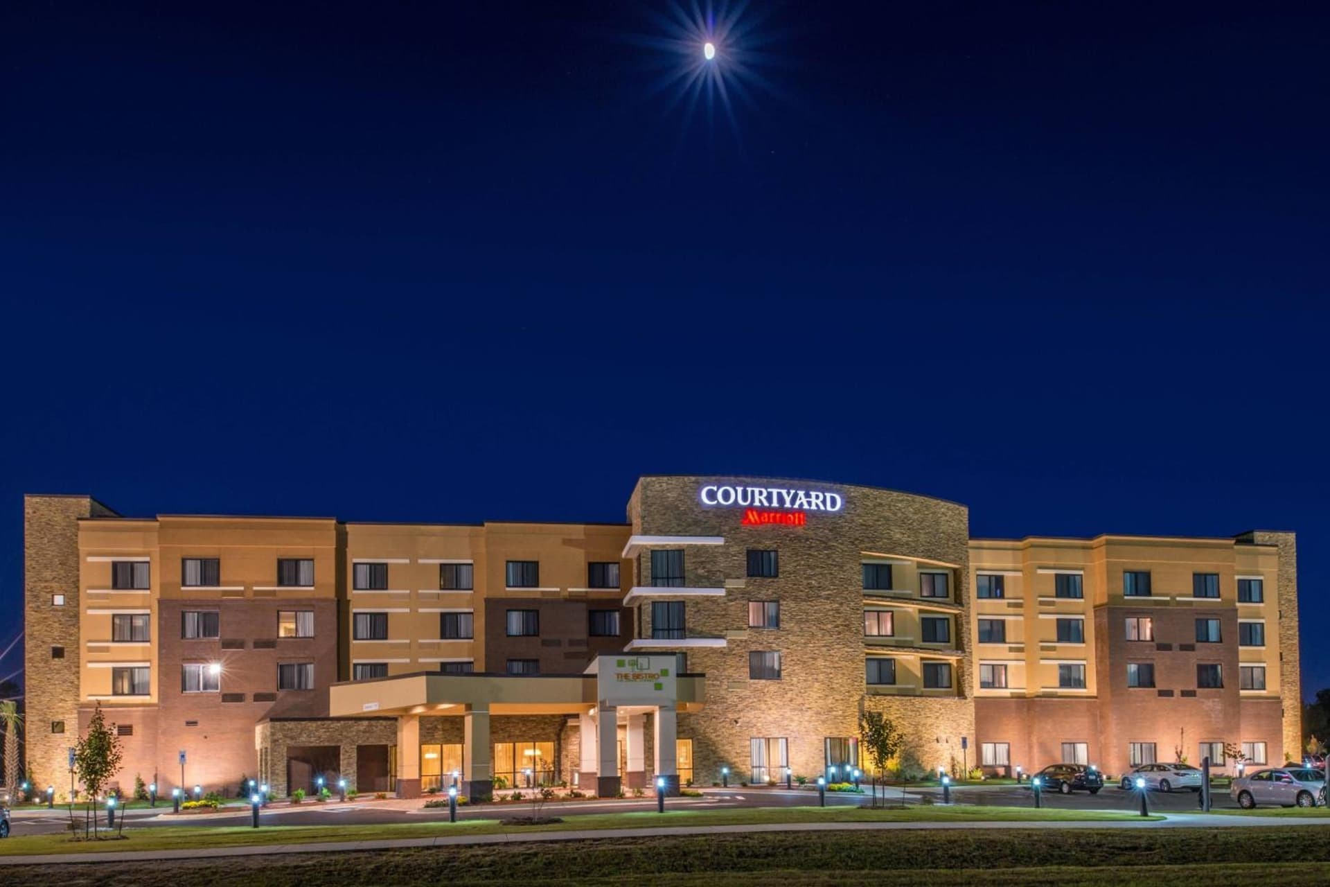 Courtyard by Marriott Jacksonville — hotel in Jacksonville, North Carolina