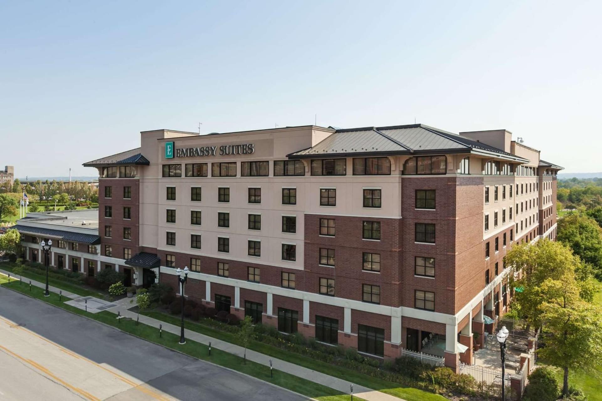Embassy Suites by Hilton Omaha Downtown Old Market — hotel in Omaha, Nebraska