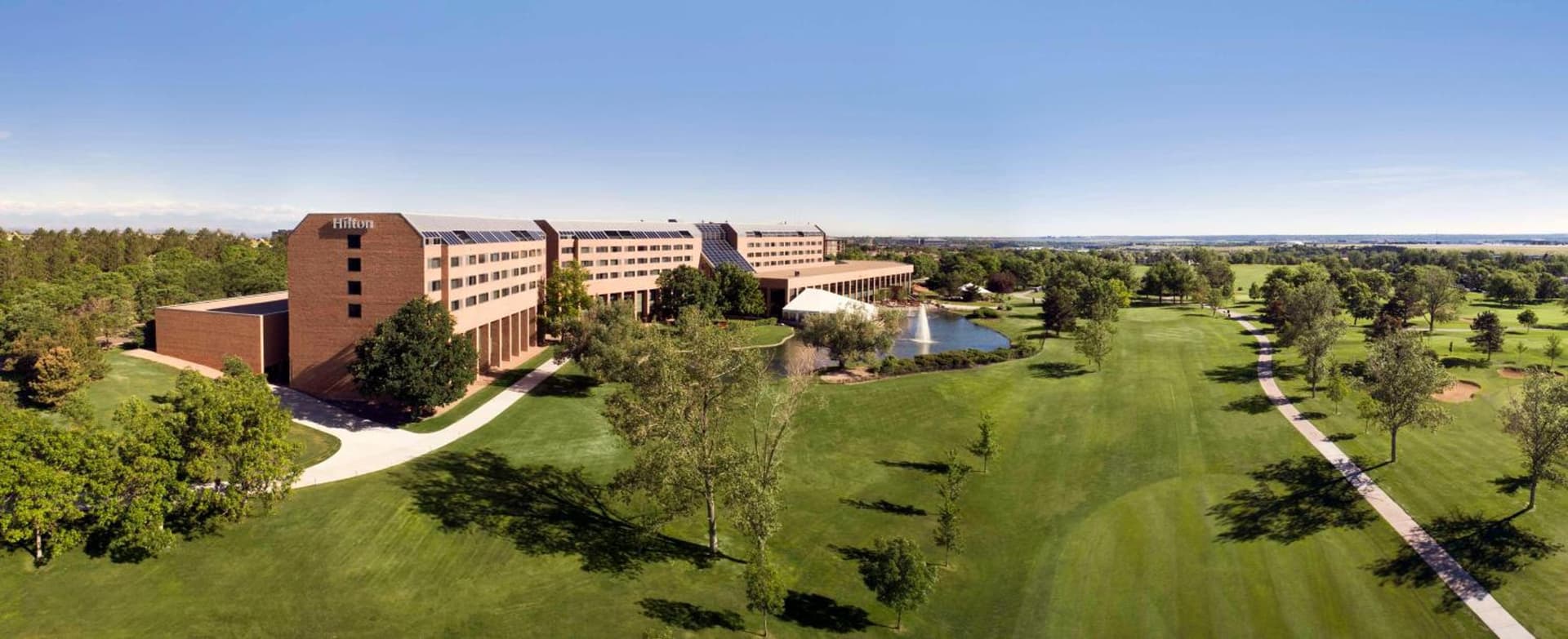 The Inverness Denver, a Hilton Golf & Spa Resort — hotel in Englewood, Colorado
