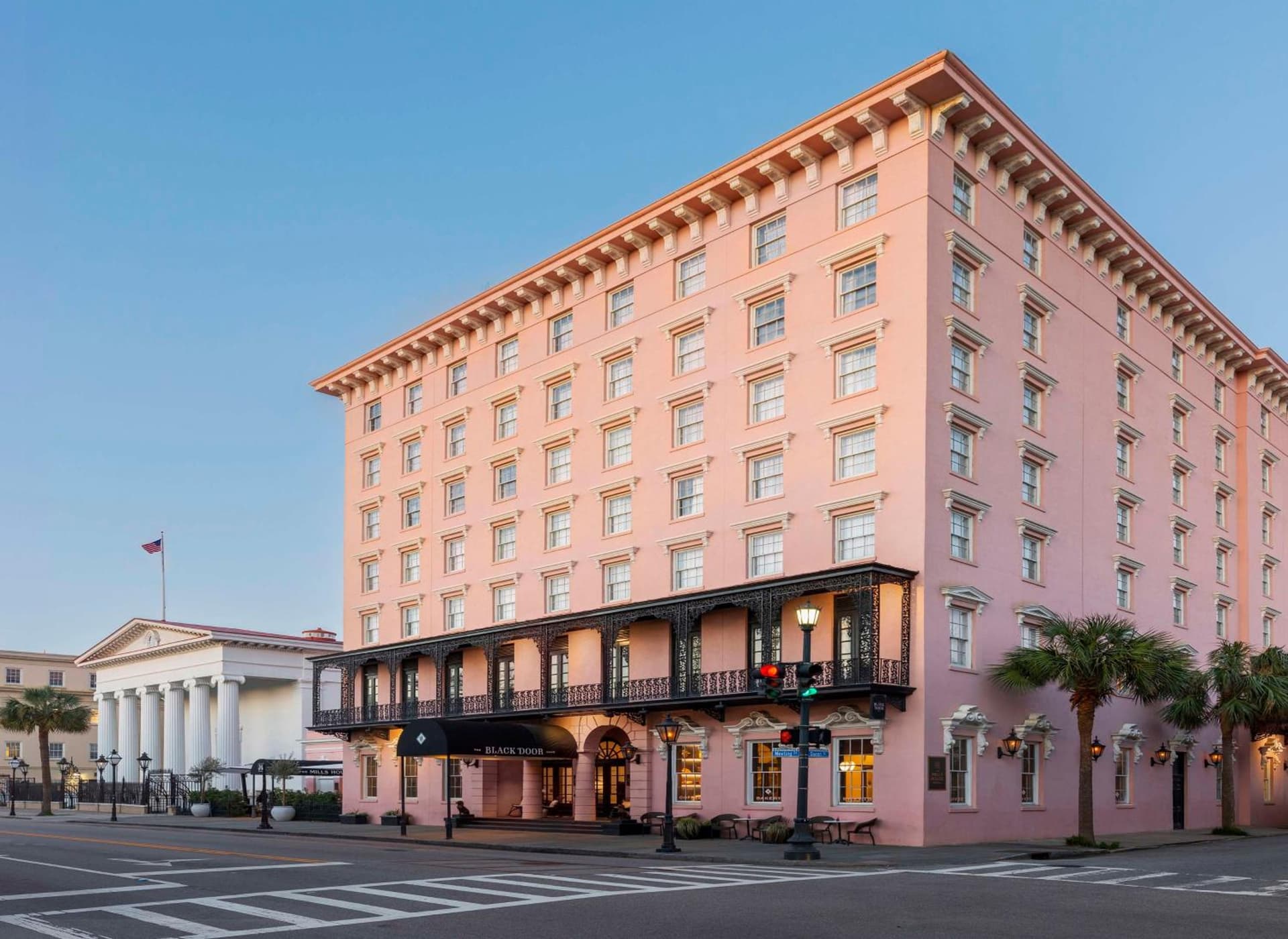 Mills House Charleston, Curio Collection by Hilton — hotel in Charleston, South Carolina