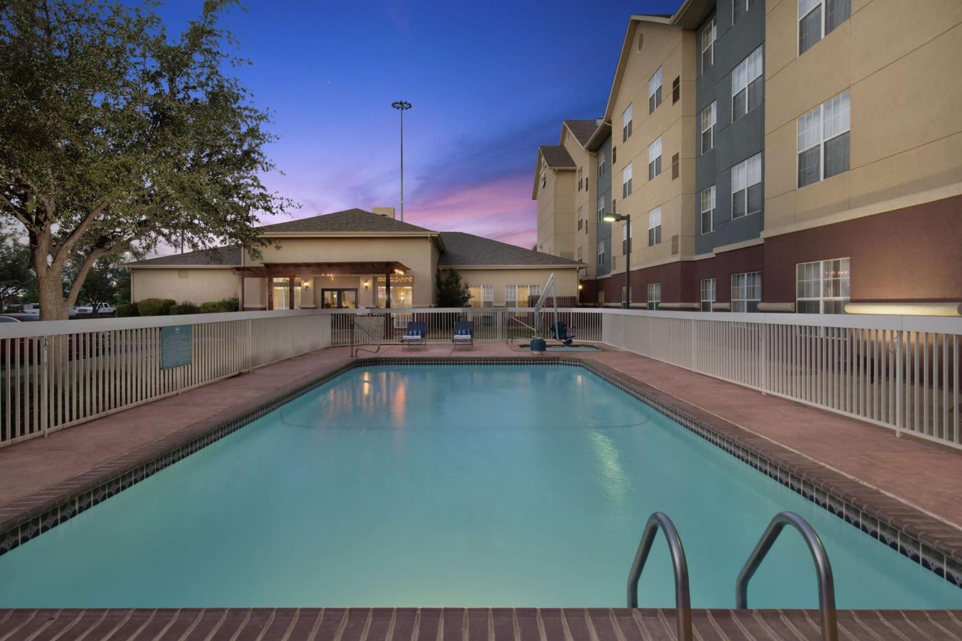 Homewood Suites by Hilton Lubbock interior in Lubbock, TX — gallery photo 2