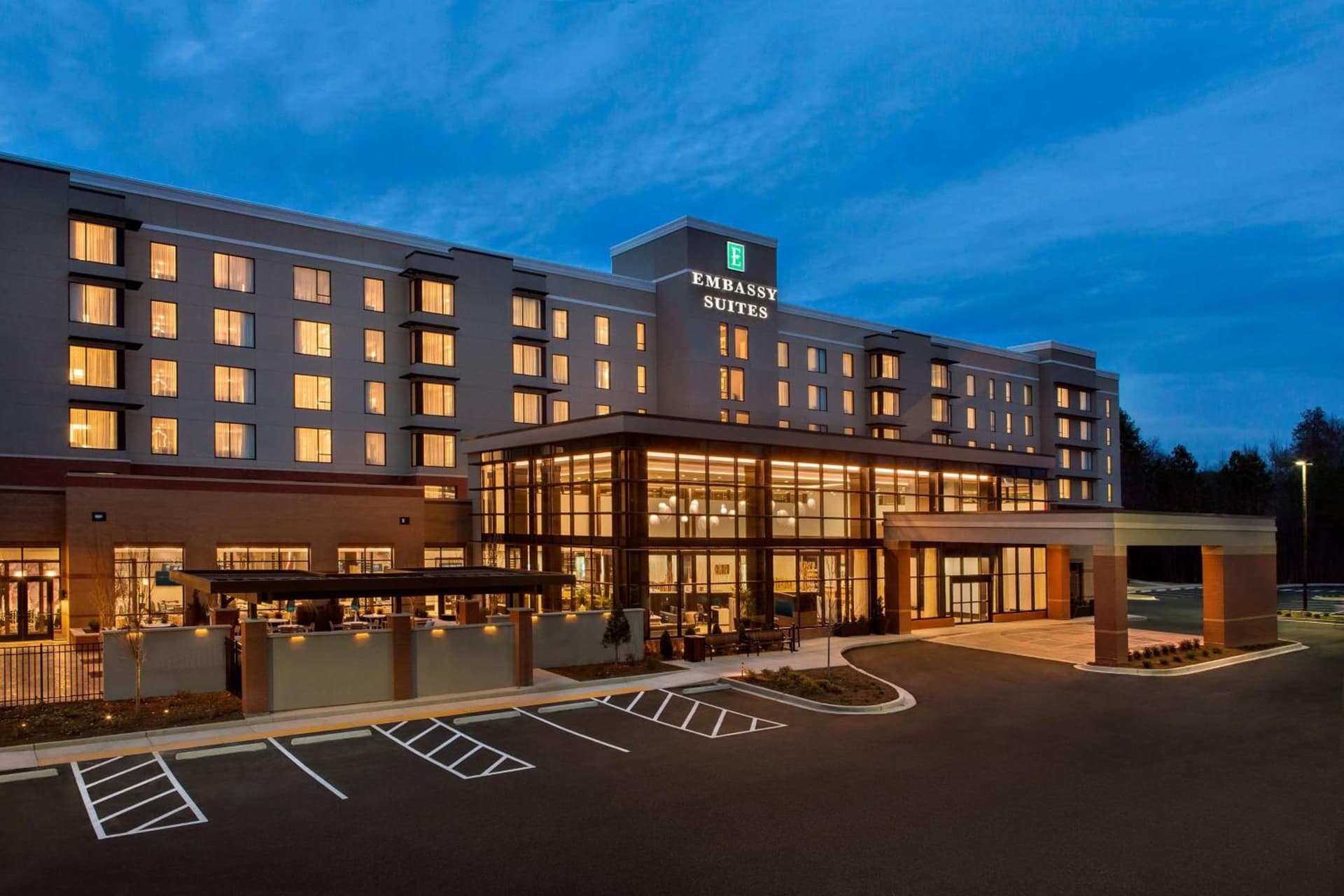 Embassy Suites by Hilton Atlanta NE Gwinnett Sugarloaf — hotel in Duluth, Georgia