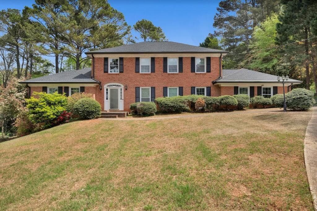 1 BR Suite w Fenced Backyard - Parking! — hotel in Tucker, Georgia