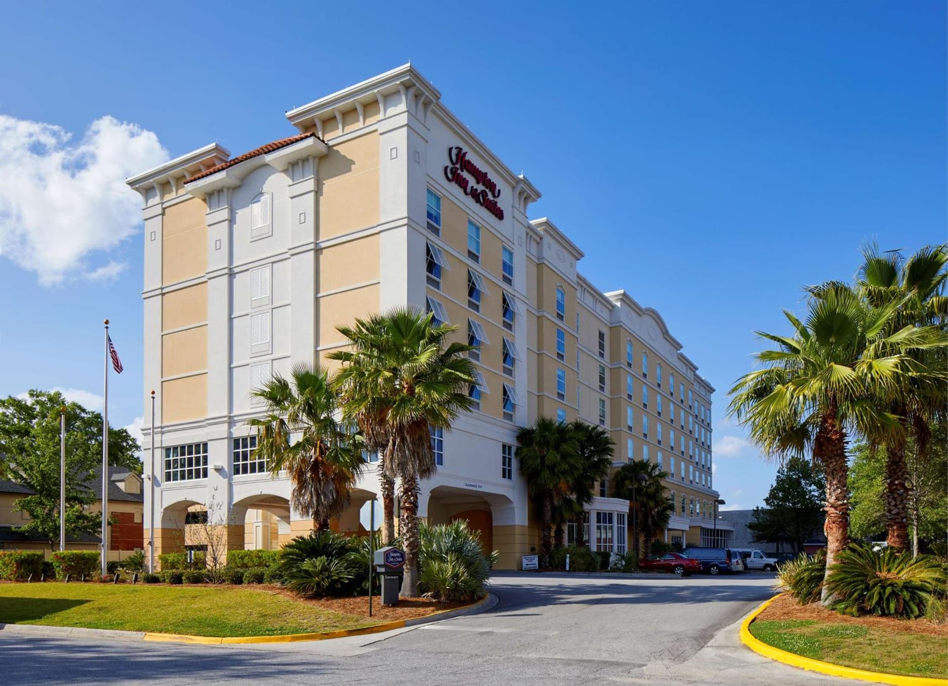 Hampton Inn & Suites Savannah/Midtown — hotel in Savannah, Georgia