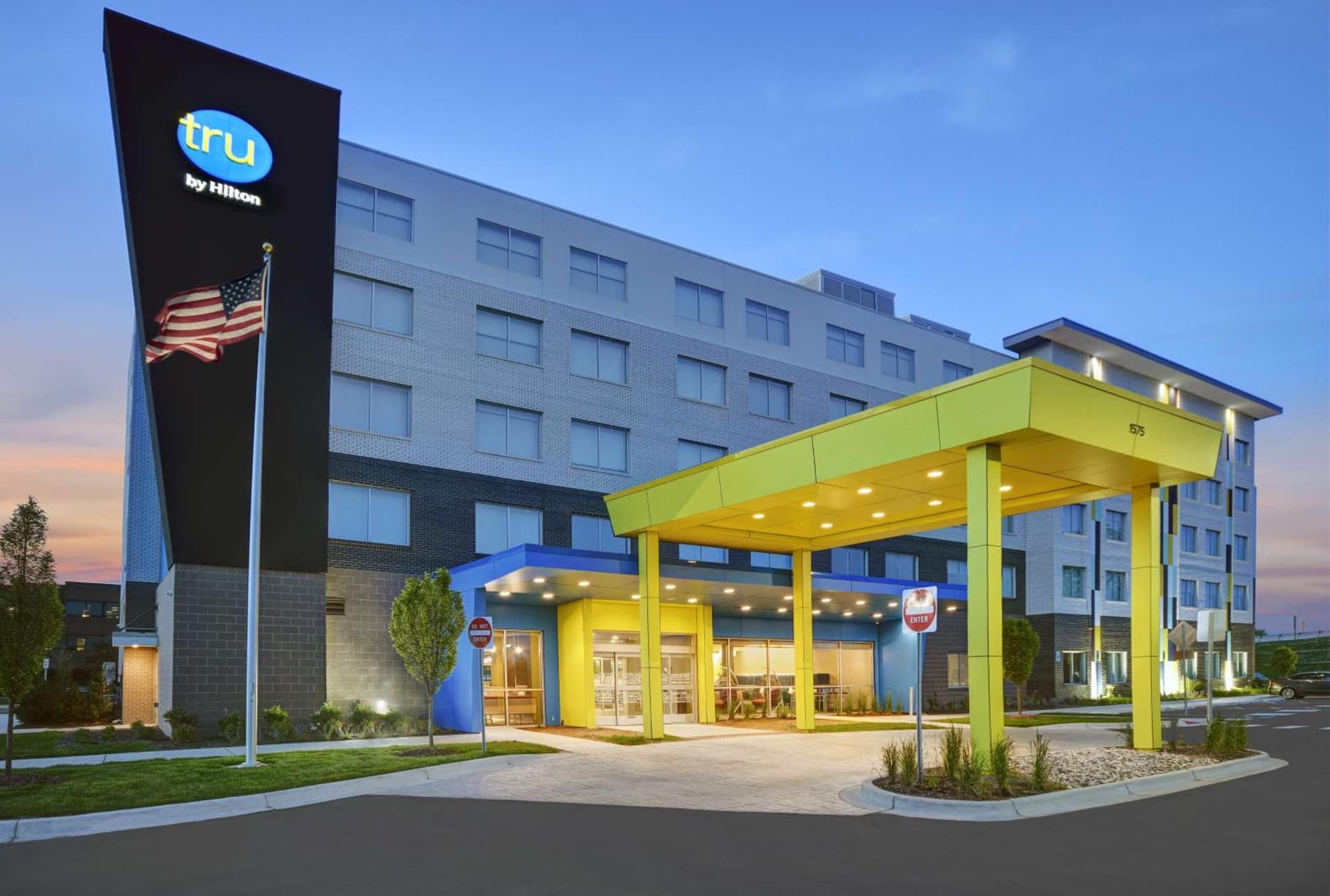 Tru By Hilton Troy Detroit, Mi featured exterior or lobby in Troy, MI — similar hotel