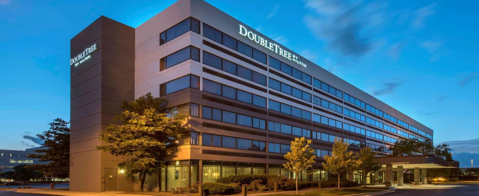 DoubleTree by Hilton Chicago Schaumburg — hotel in Schaumburg, Illinois