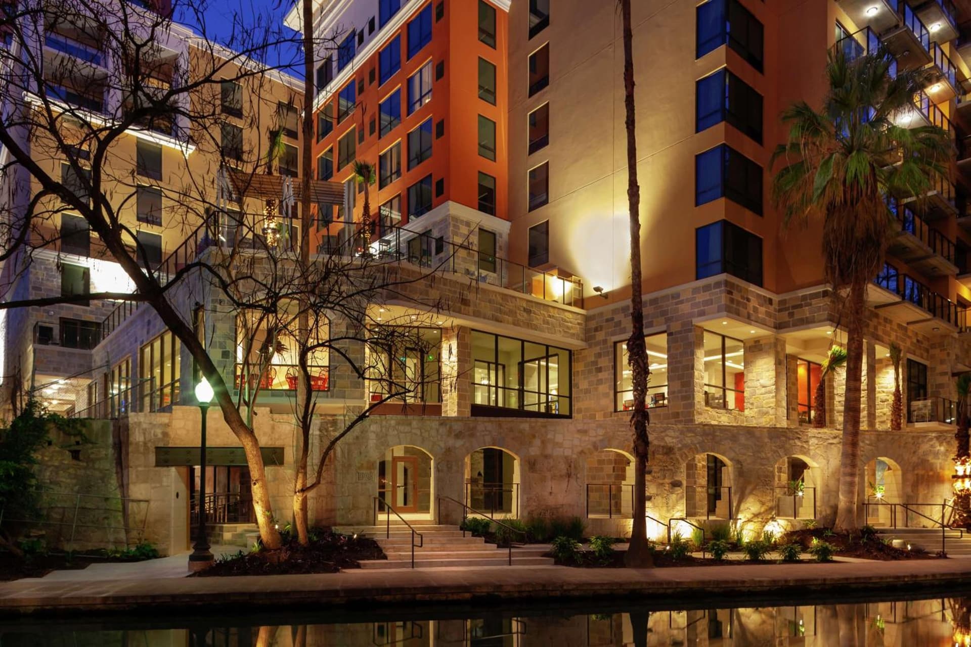 Hampton Inn & Suites on the San Antonio Riverwalk — hotel in San Antonio, Texas