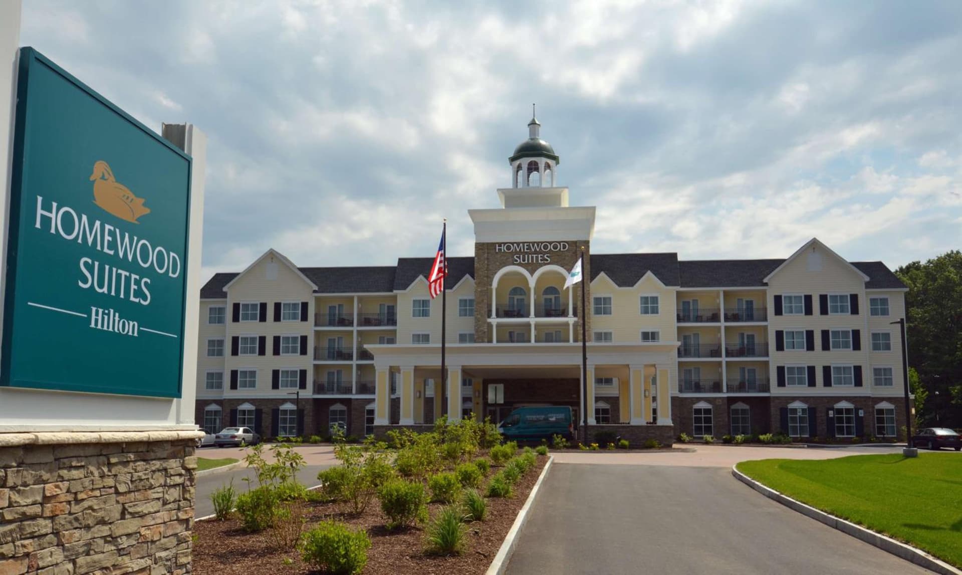 Homewood Suites By Hilton Saratoga Springs — hotel in Saratoga Springs, New York