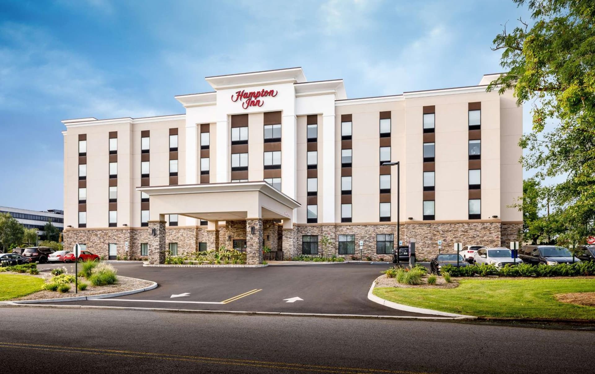 Hampton Inn By Hilton Paramus — hotel in Paramus, New Jersey
