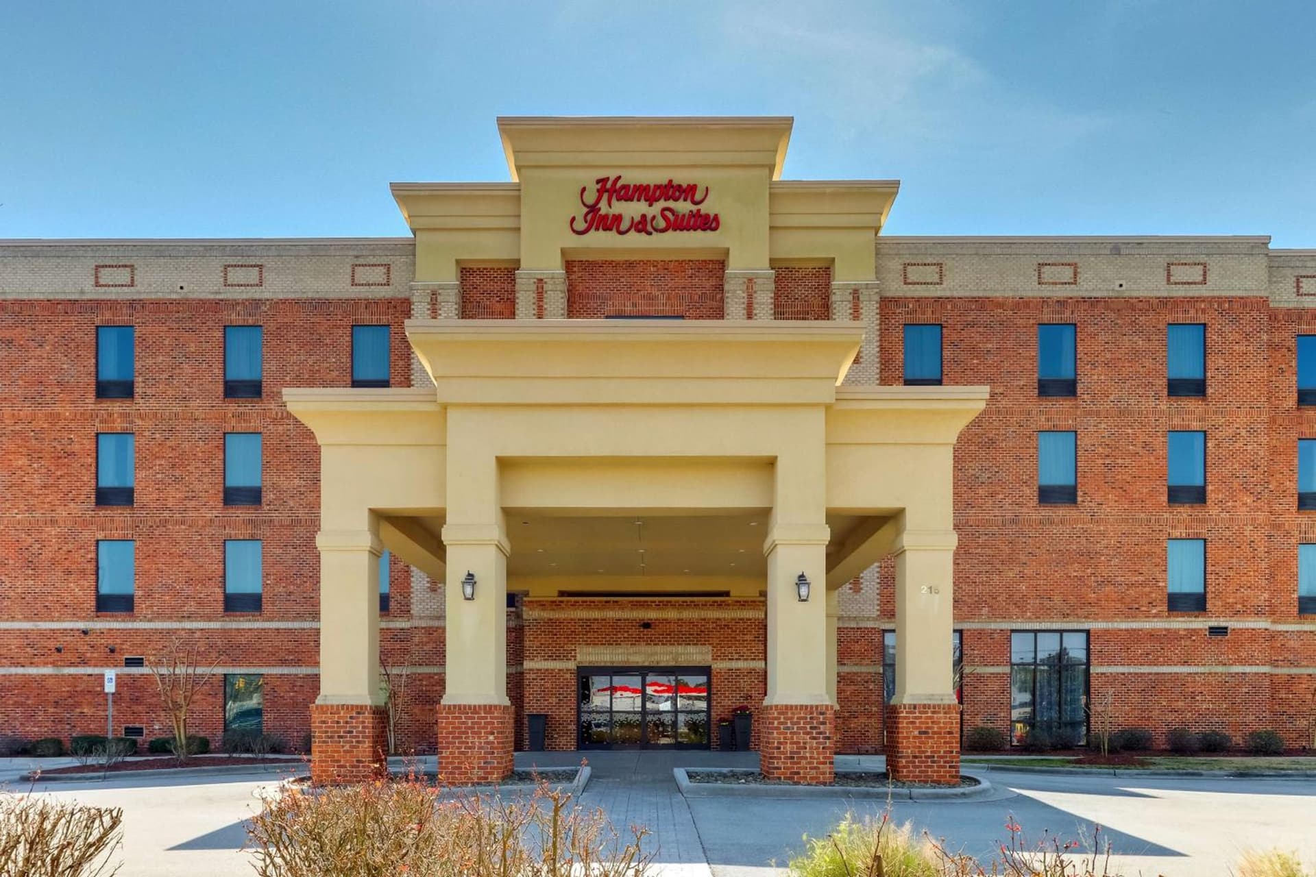 Hampton Inn and Suites Swansboro Near Camp Lejeune — hotel in Jacksonville, North Carolina