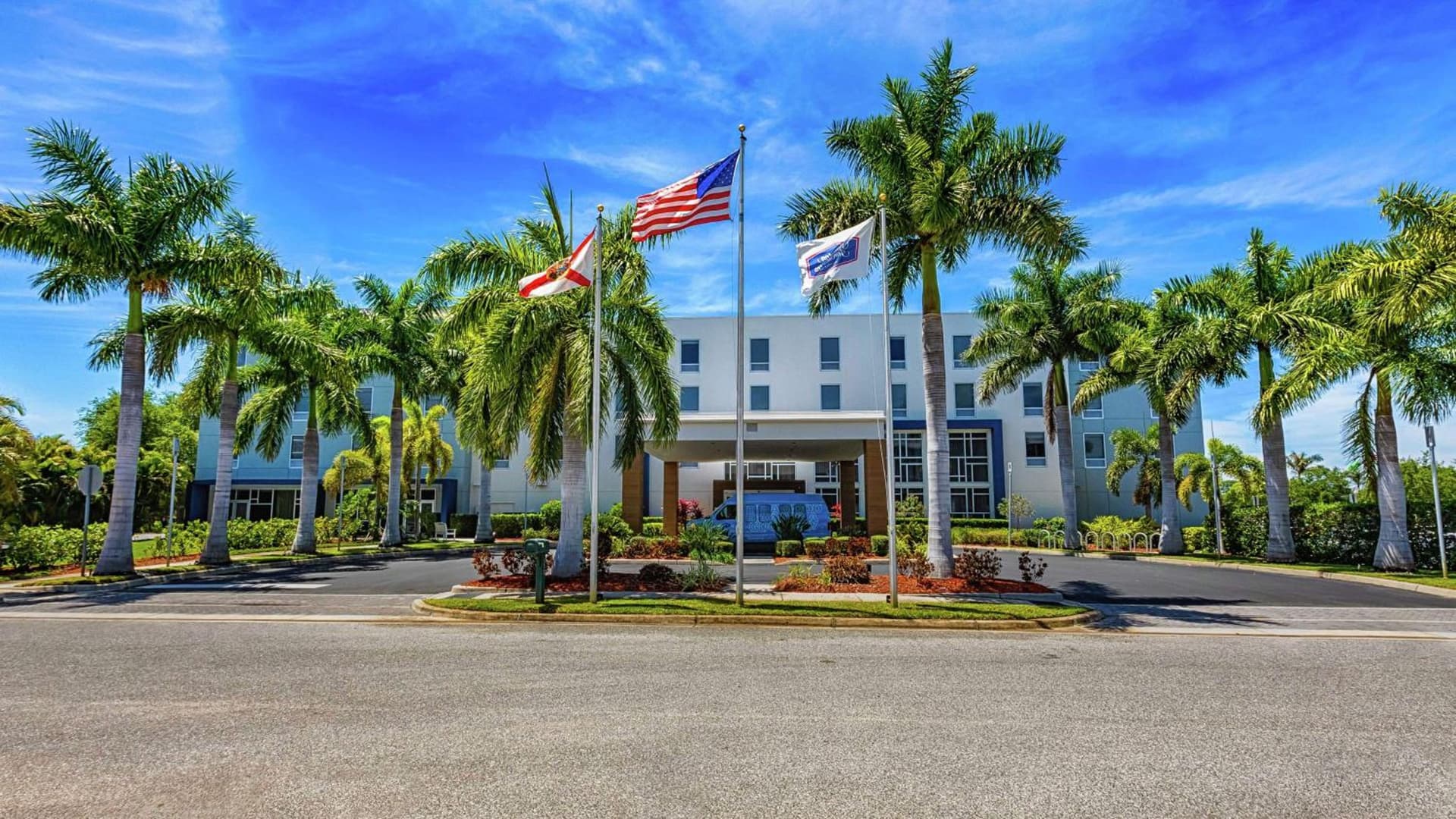 Hampton Inn & Suites Sarasota / Bradenton - Airport — hotel in Sarasota, Florida