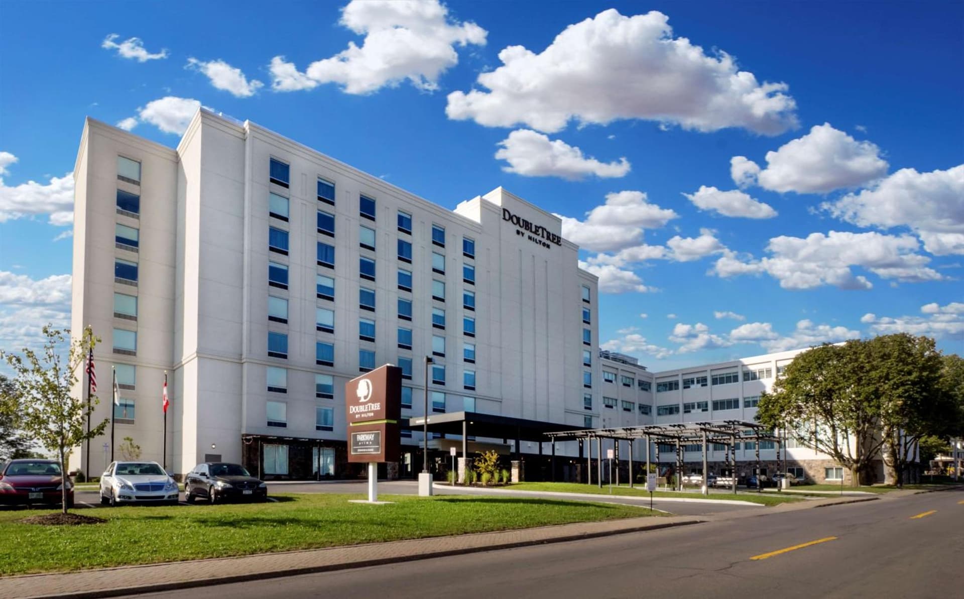 DoubleTree by Hilton Hotel Niagara Falls New York — hotel in Niagara Falls, New York