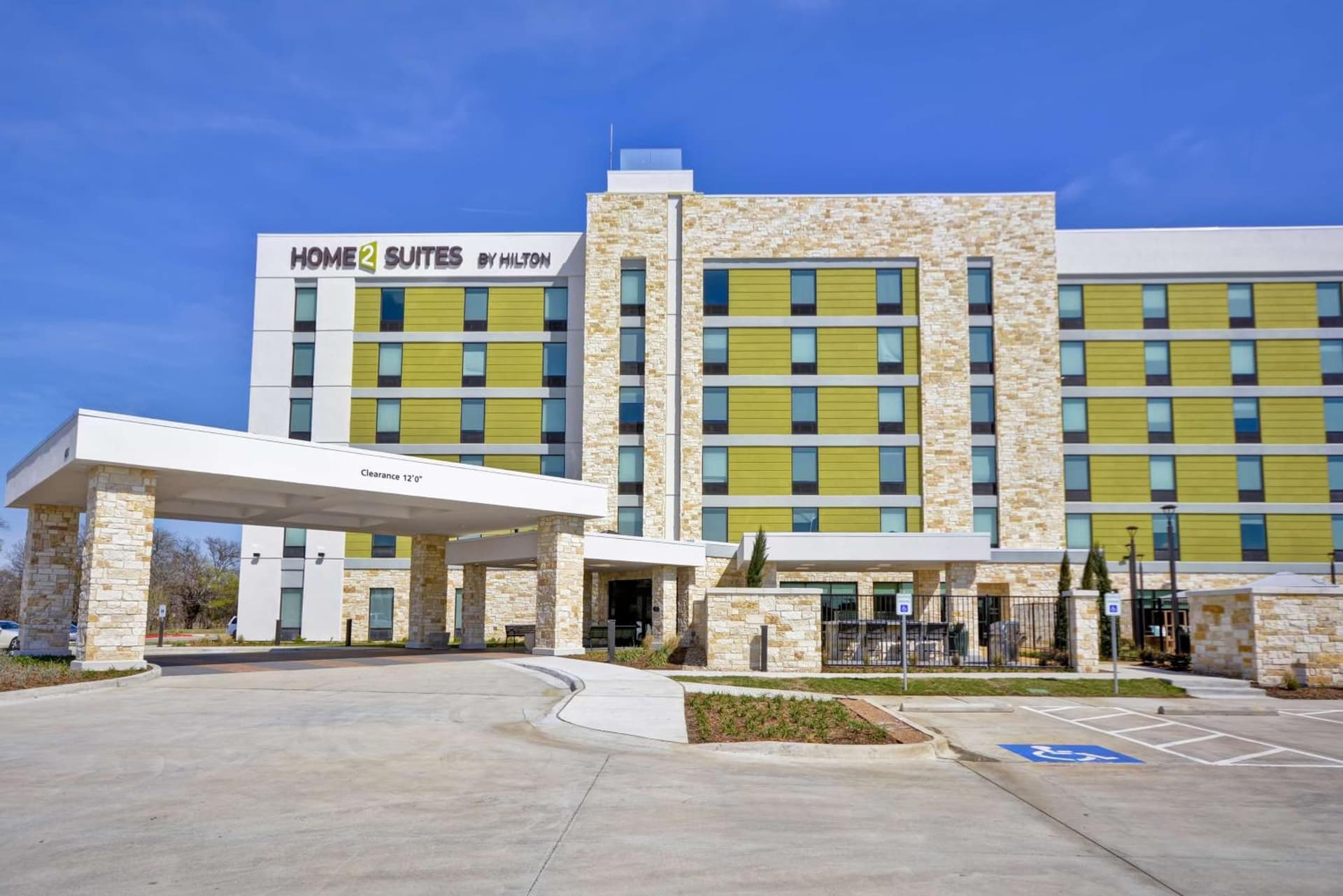 Home2 Suites By Hilton Plano Richardson — hotel in Plano, Texas