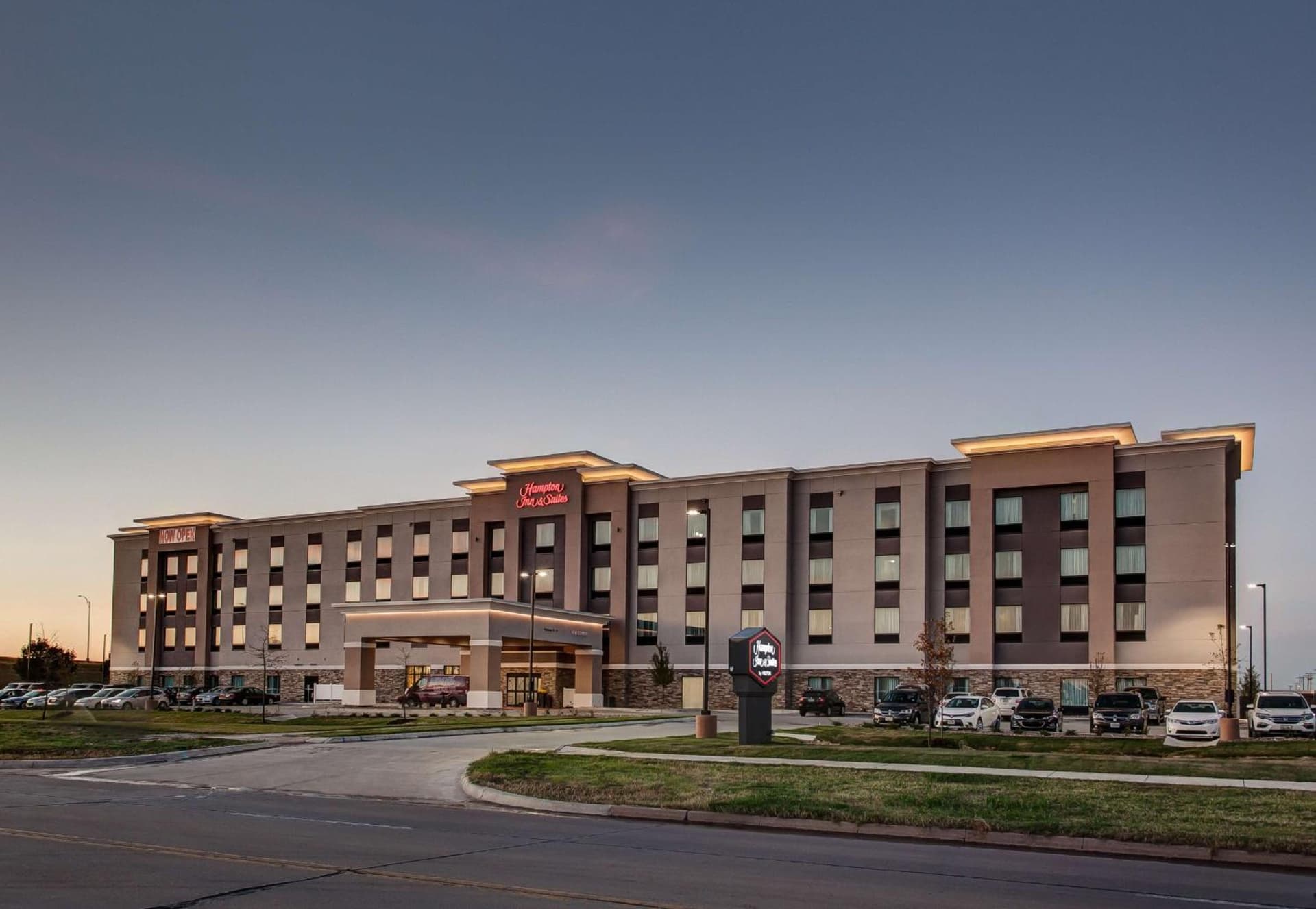 Hampton Inn & Suites-Wichita/Airport, KS — hotel in Wichita, Kansas