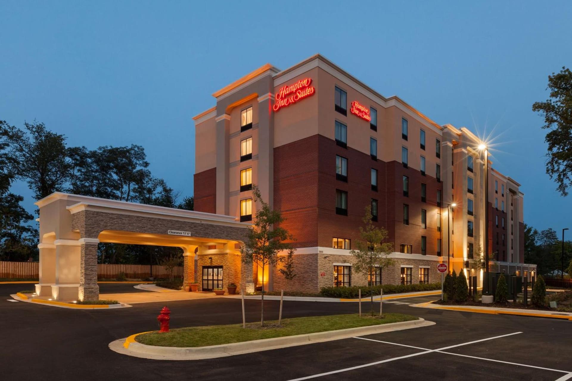 Hampton Inn and Suites Camp Springs — hotel in Camp Springs, Maryland