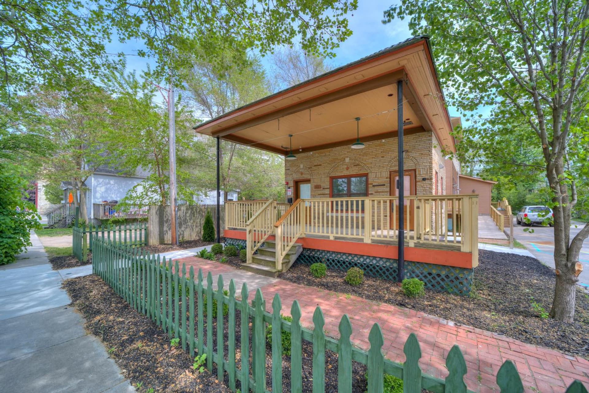 DreamStay on Clay exterior or lobby in Muskegon, MI — main listing photo