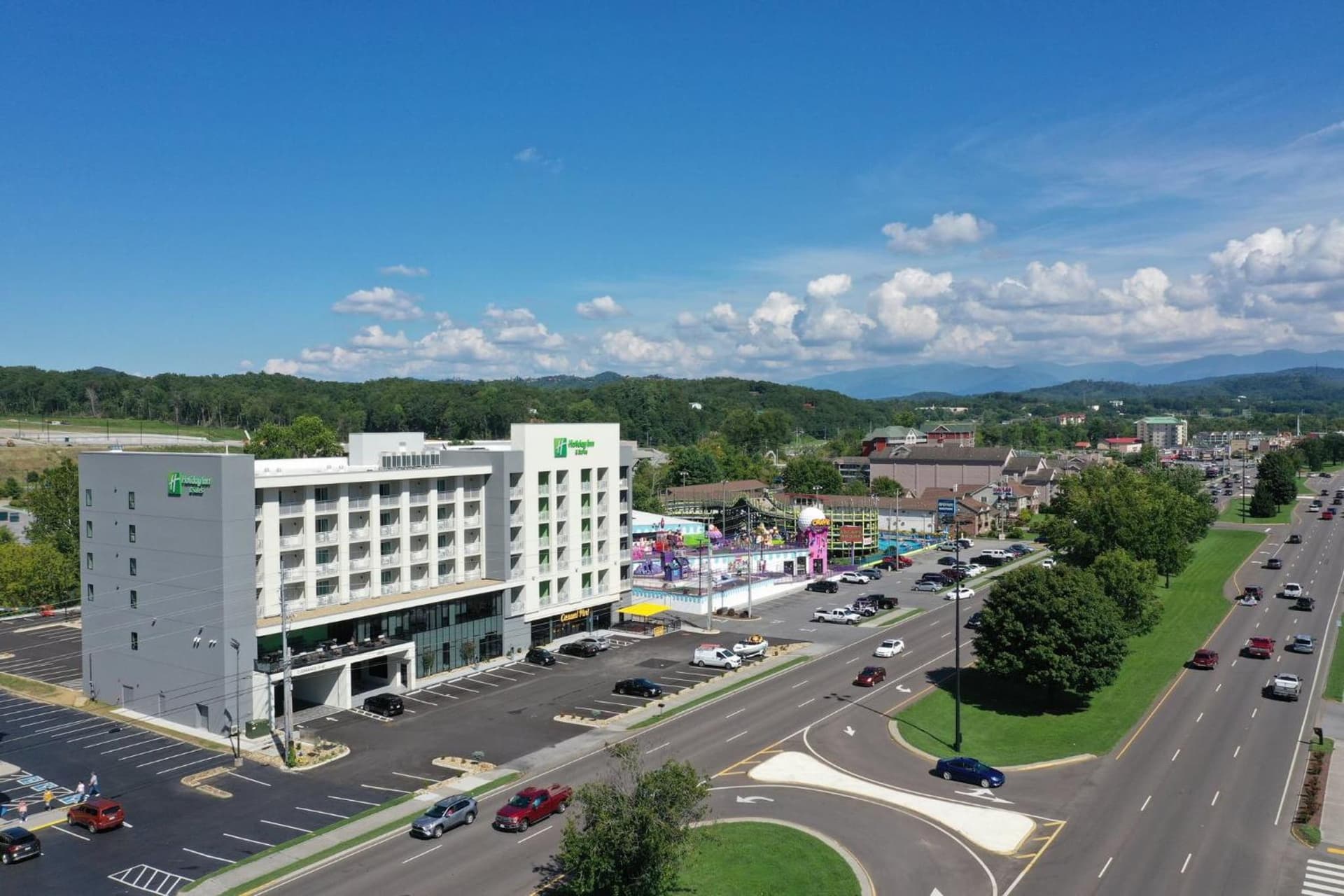 Holiday Inn & Suites Pigeon Forge Convention Center by IHG — hotel in Pigeon Forge, Tennessee