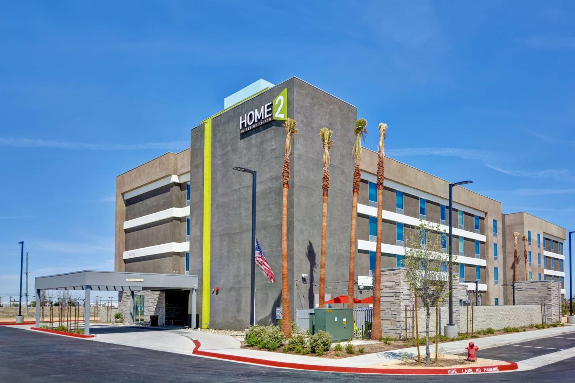 Home2 Suites By Hilton Palmdale interior in Palmdale, CA — gallery photo 2
