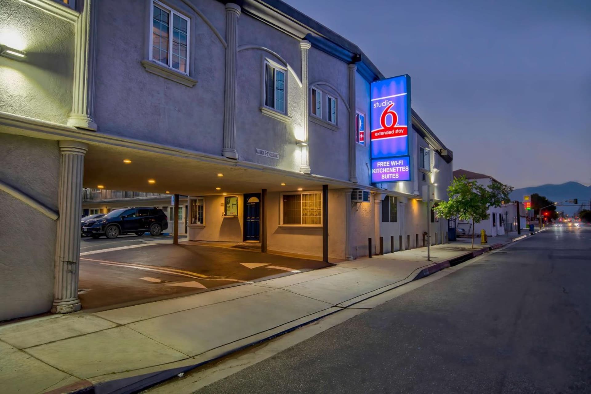 Studio 6 Rosemead, CA featured exterior or lobby in Rosemead, CA — similar hotel