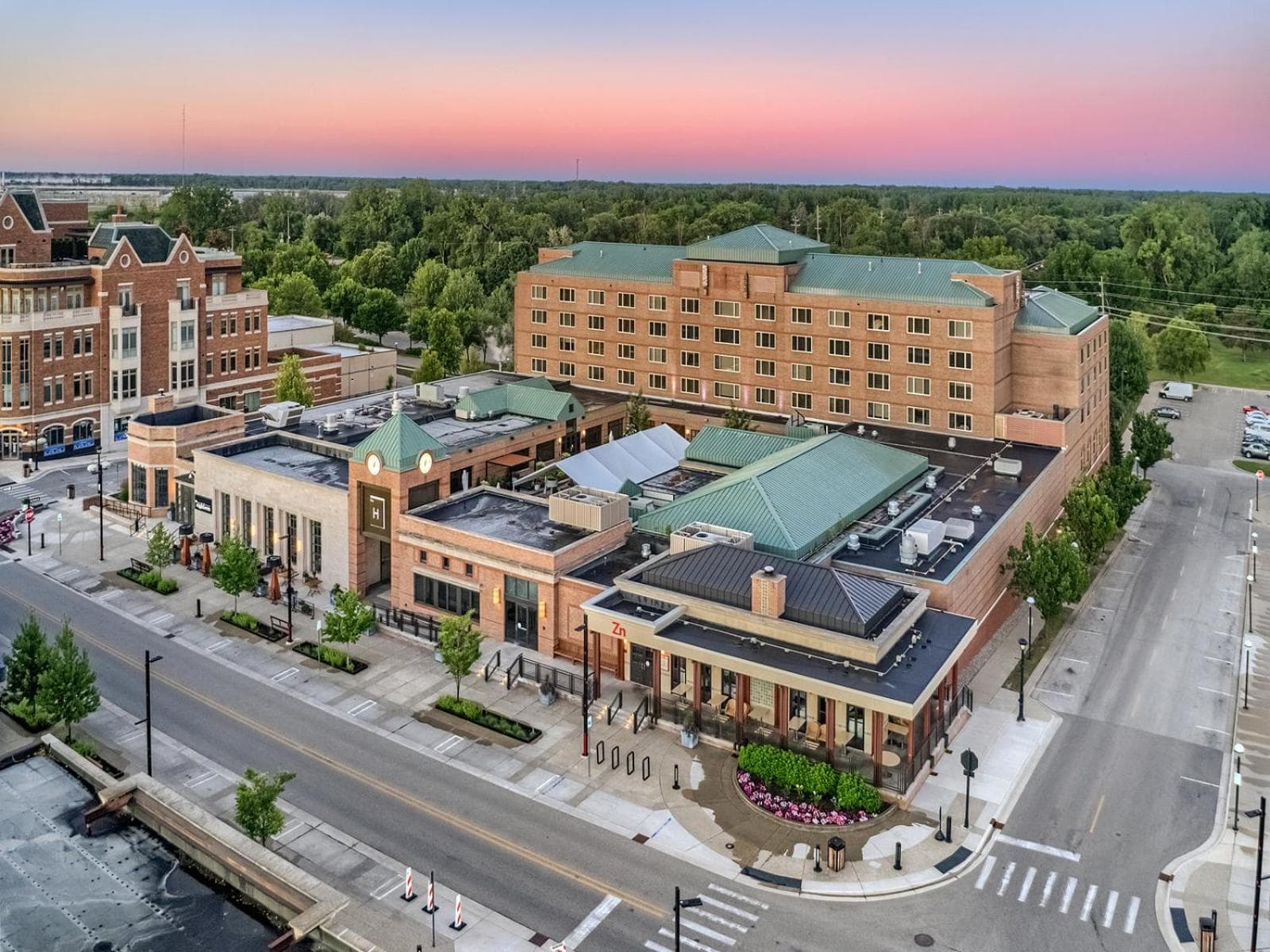 The H Hotel — hotel in Midland, Michigan