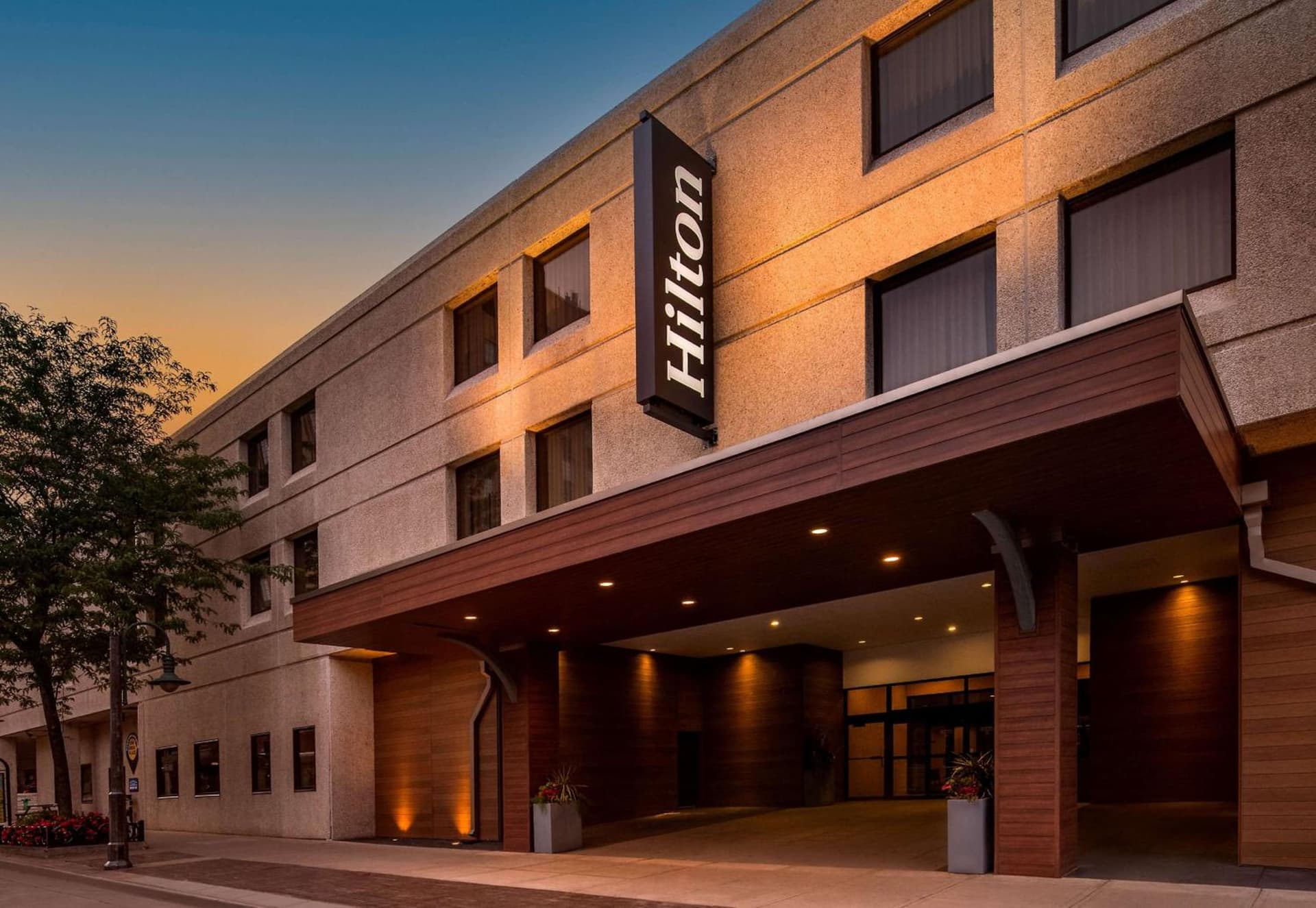 Hilton Appleton Paper Valley — hotel in Appleton, Wisconsin