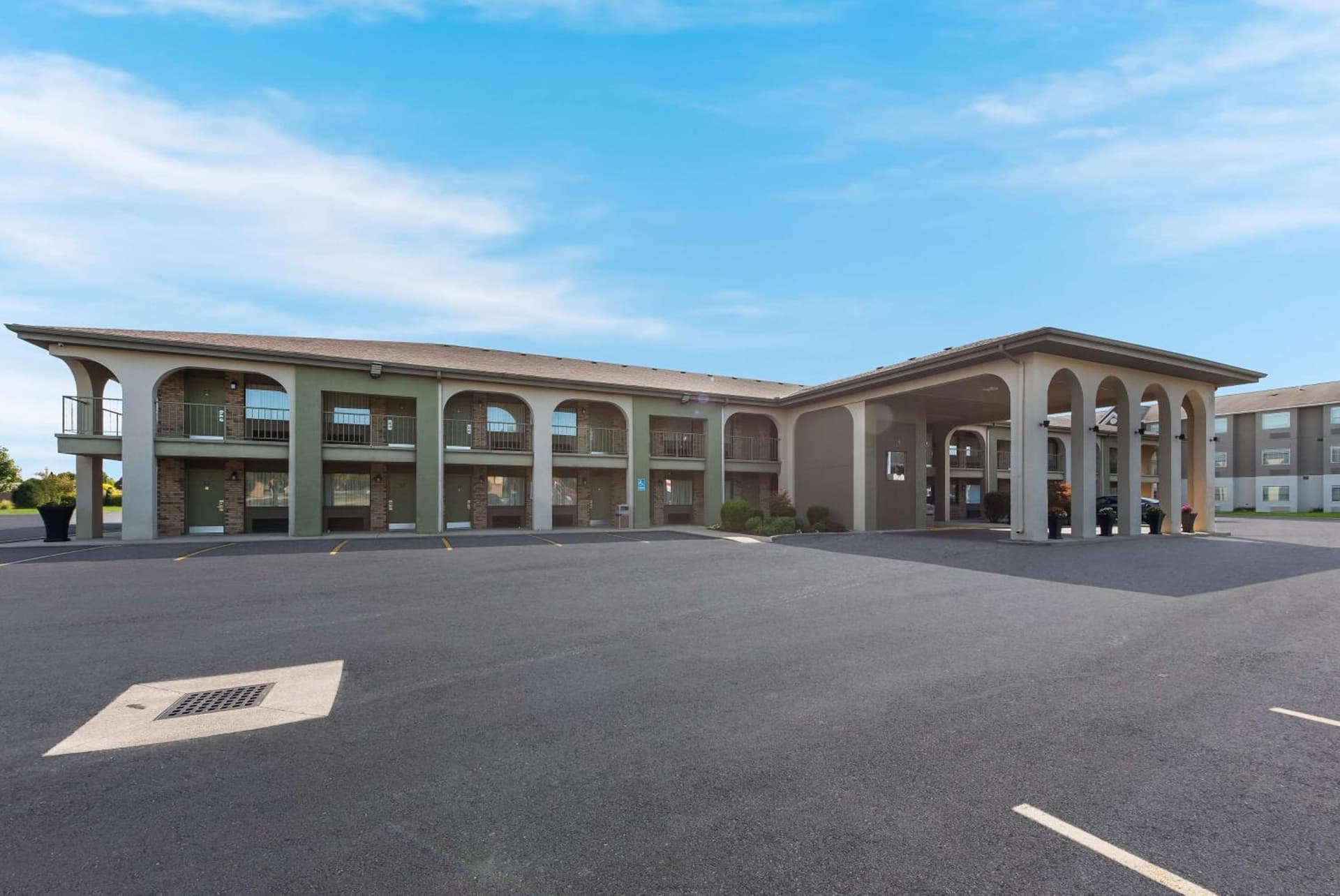 Best Western Executive Inn — hotel in Grove City, Ohio