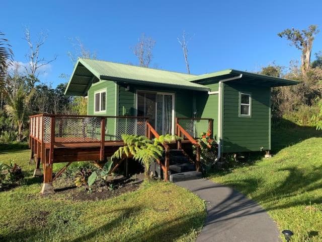Puna Rainforest Retreat Hotspring: Green Bamboo Cottage — hotel in Pahoa, Hawaii