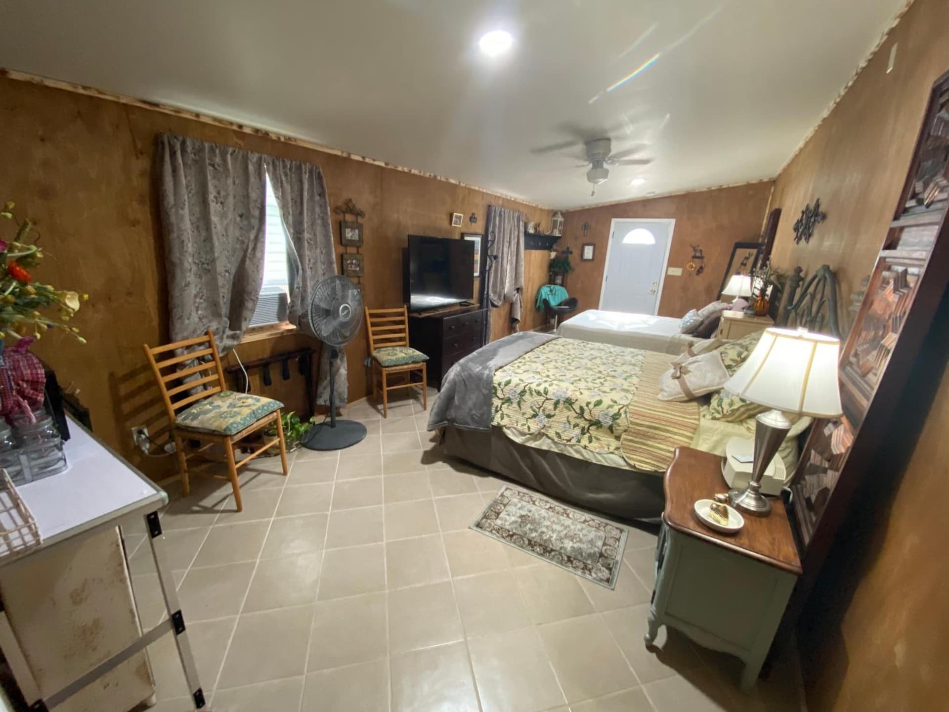 Hilda's Garage~Bandera, TX. — hotel in Bandera, Texas