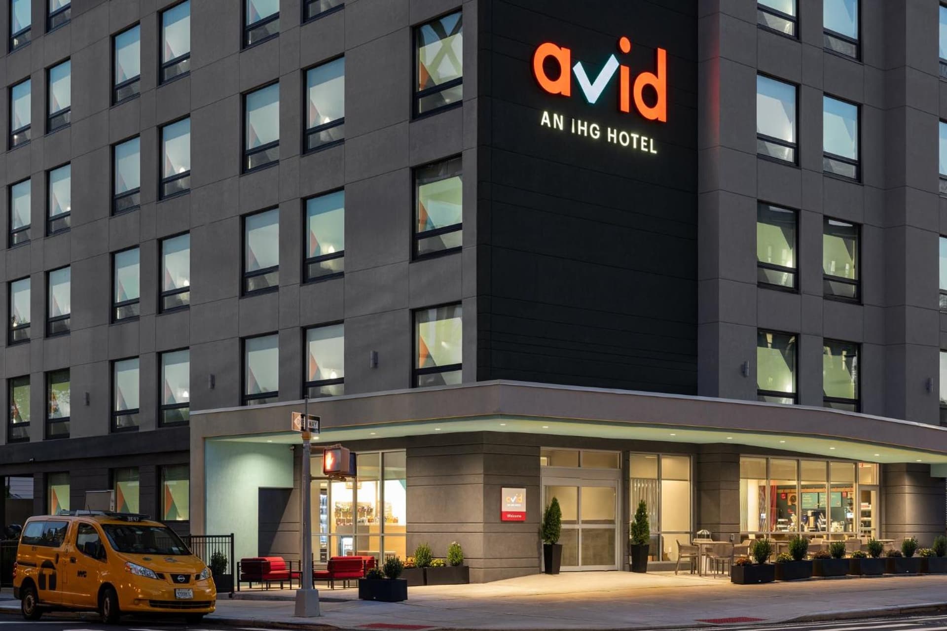 avid hotels - Brooklyn Dyker Heights by IHG — hotel in Brooklyn, New York