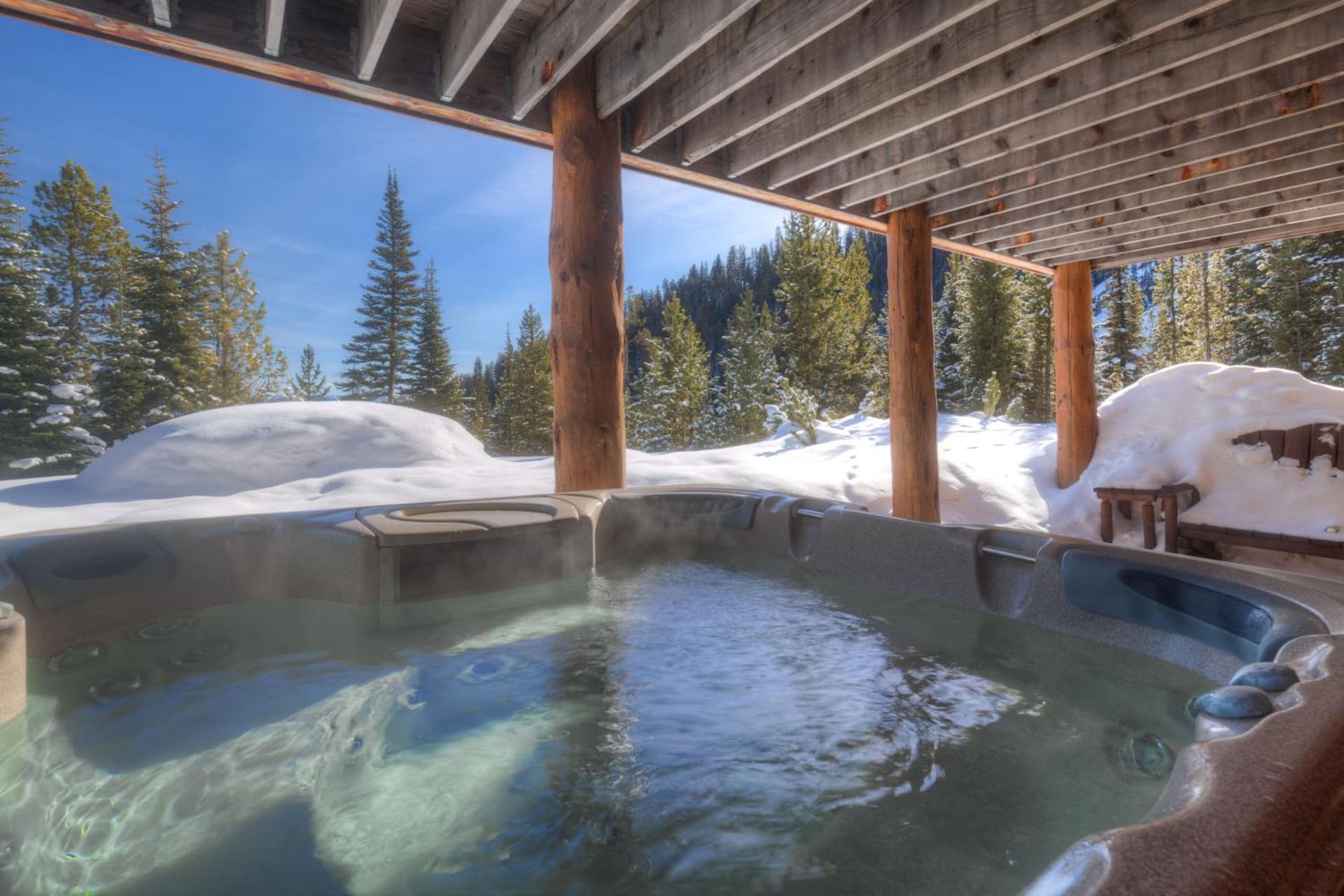 MV Leaf Lodge interior in Big Sky, MT — gallery photo 2