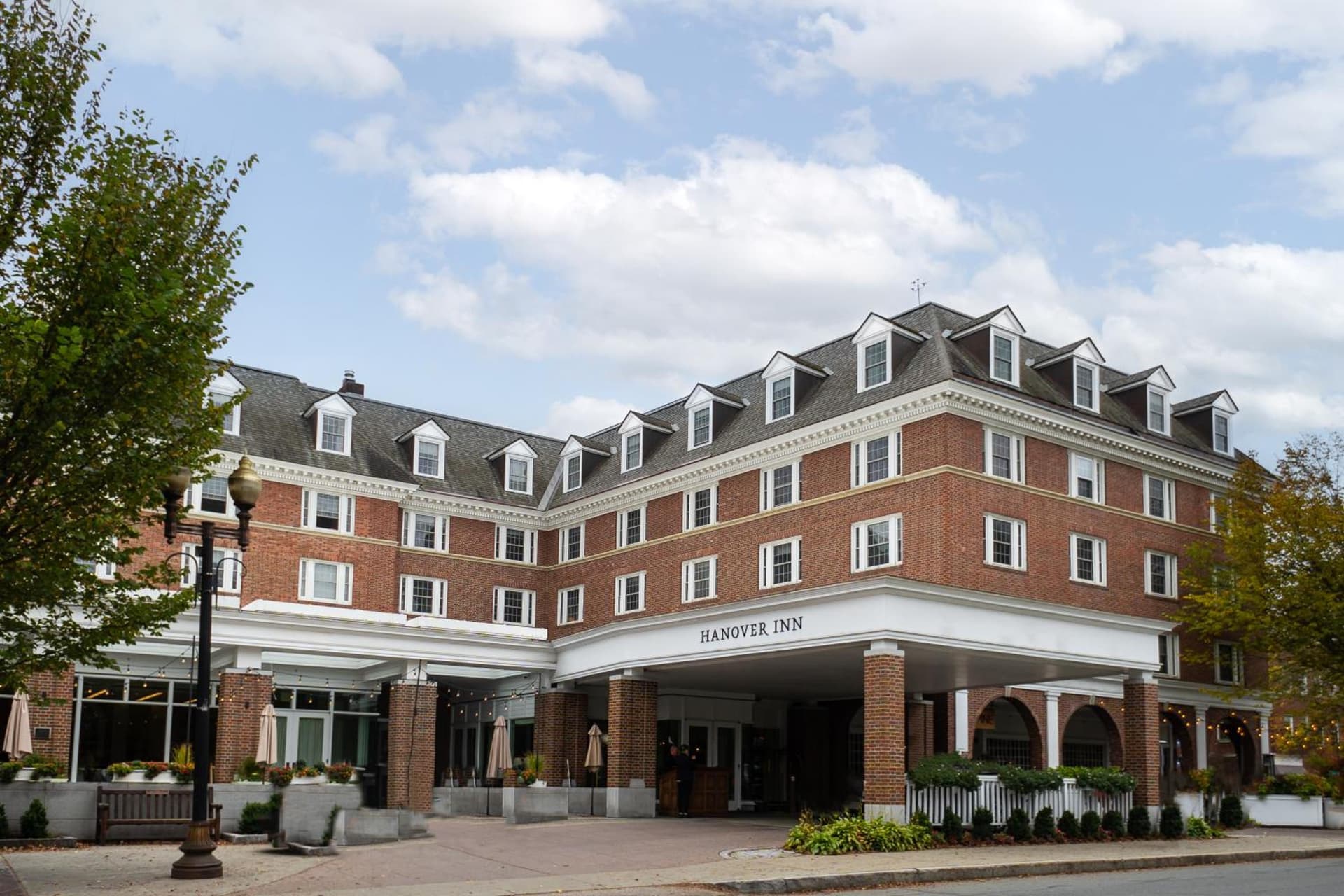 Hanover Inn Dartmouth — hotel in Hanover, Pennsylvania