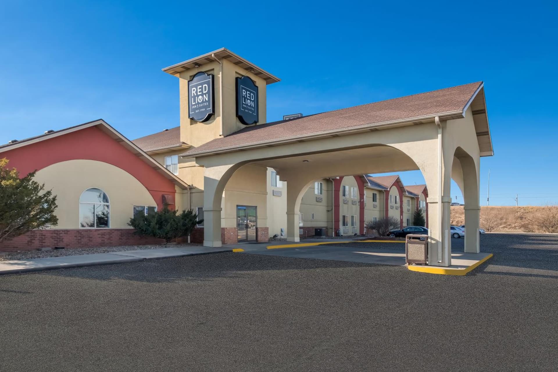 Red Lion Inn & Suites Gretna - Omaha SW — hotel in Gretna, Nebraska