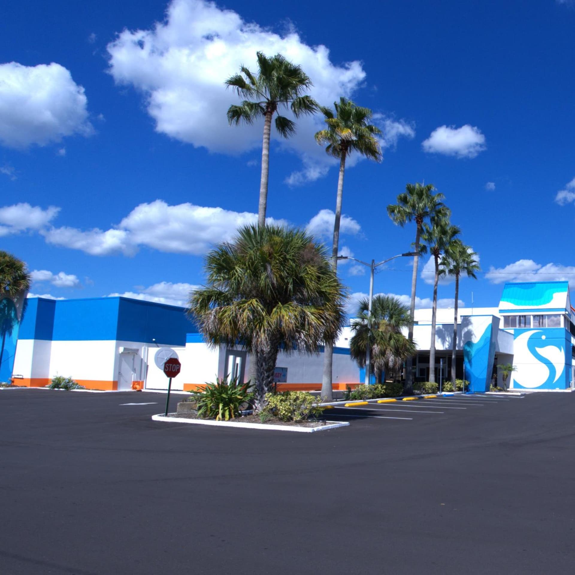 Ramada by Wyndham Flamingo Water Park — hotel in Kissimmee, Florida