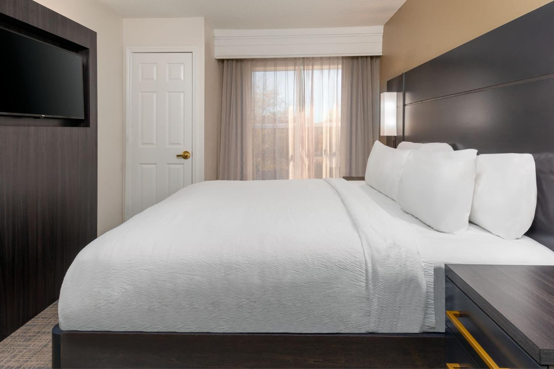 Residence Inn Greenville-Spartanburg Airport property views in Greenville, SC — gallery photo 3