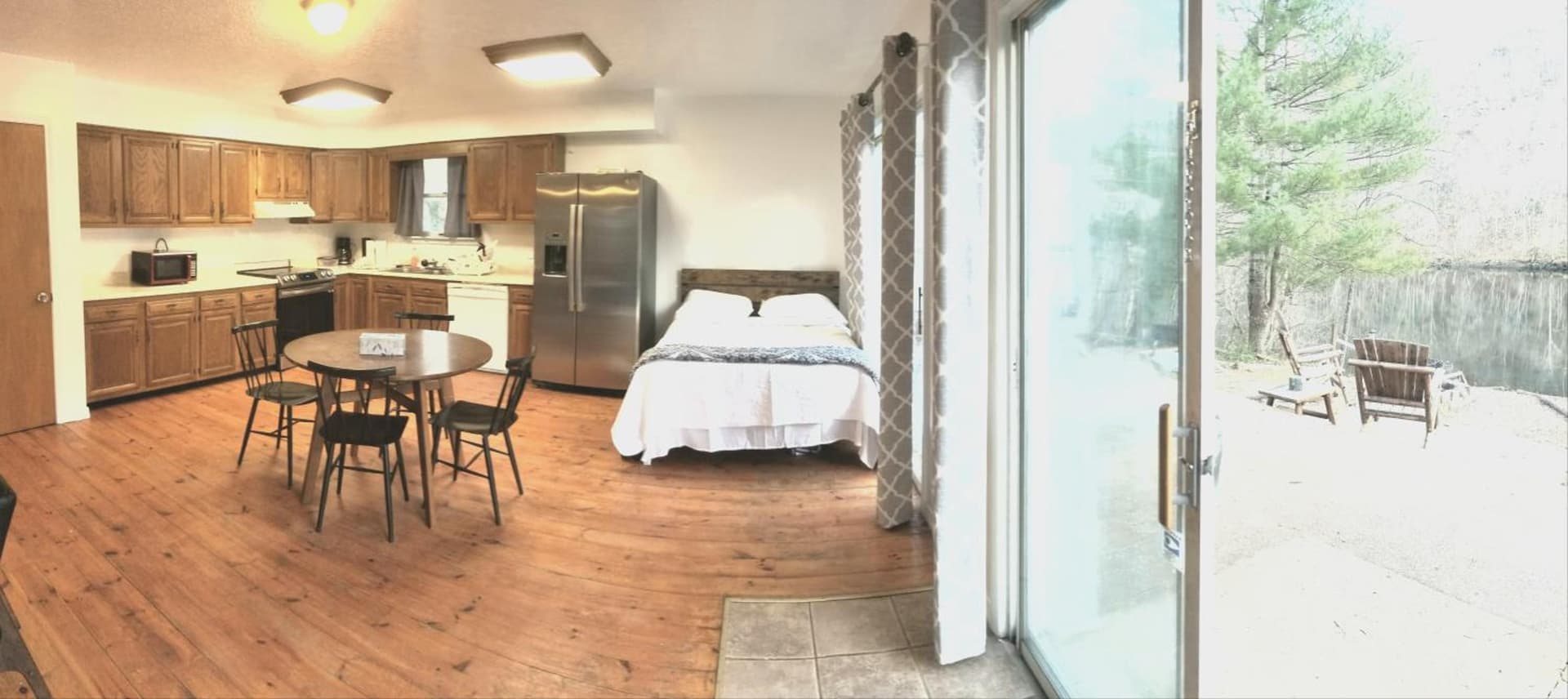 The Magnolia House interior in Lakeview, AR — gallery photo 2
