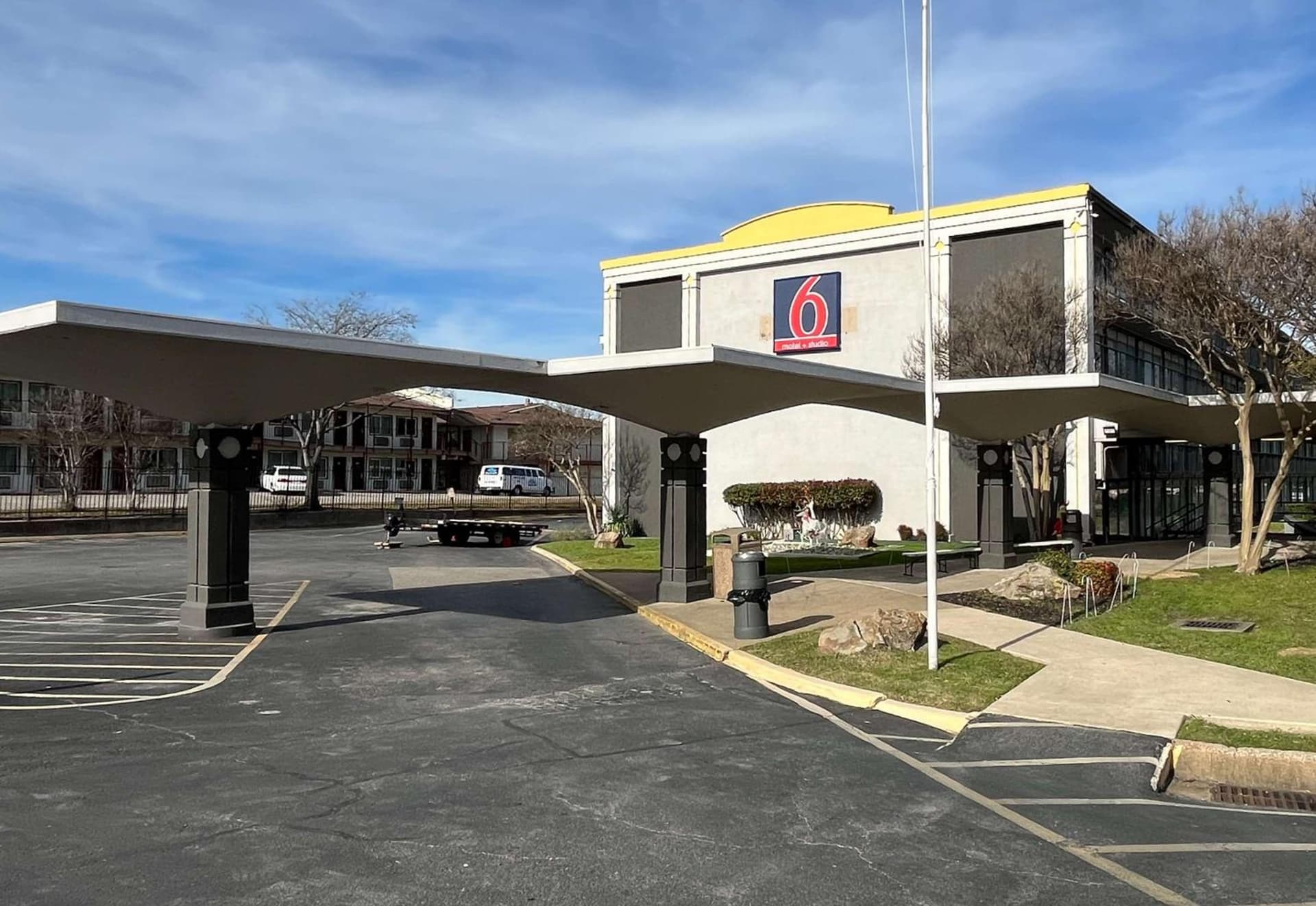 Studio 6 Mesquite, TX Town East — hotel in Mesquite, Texas