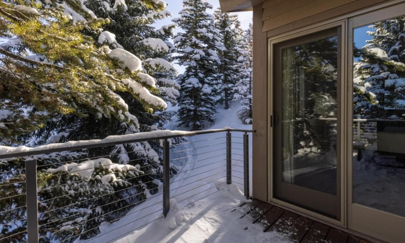 MDW Two Moons Lodge interior in Big Sky, MT — gallery photo 2