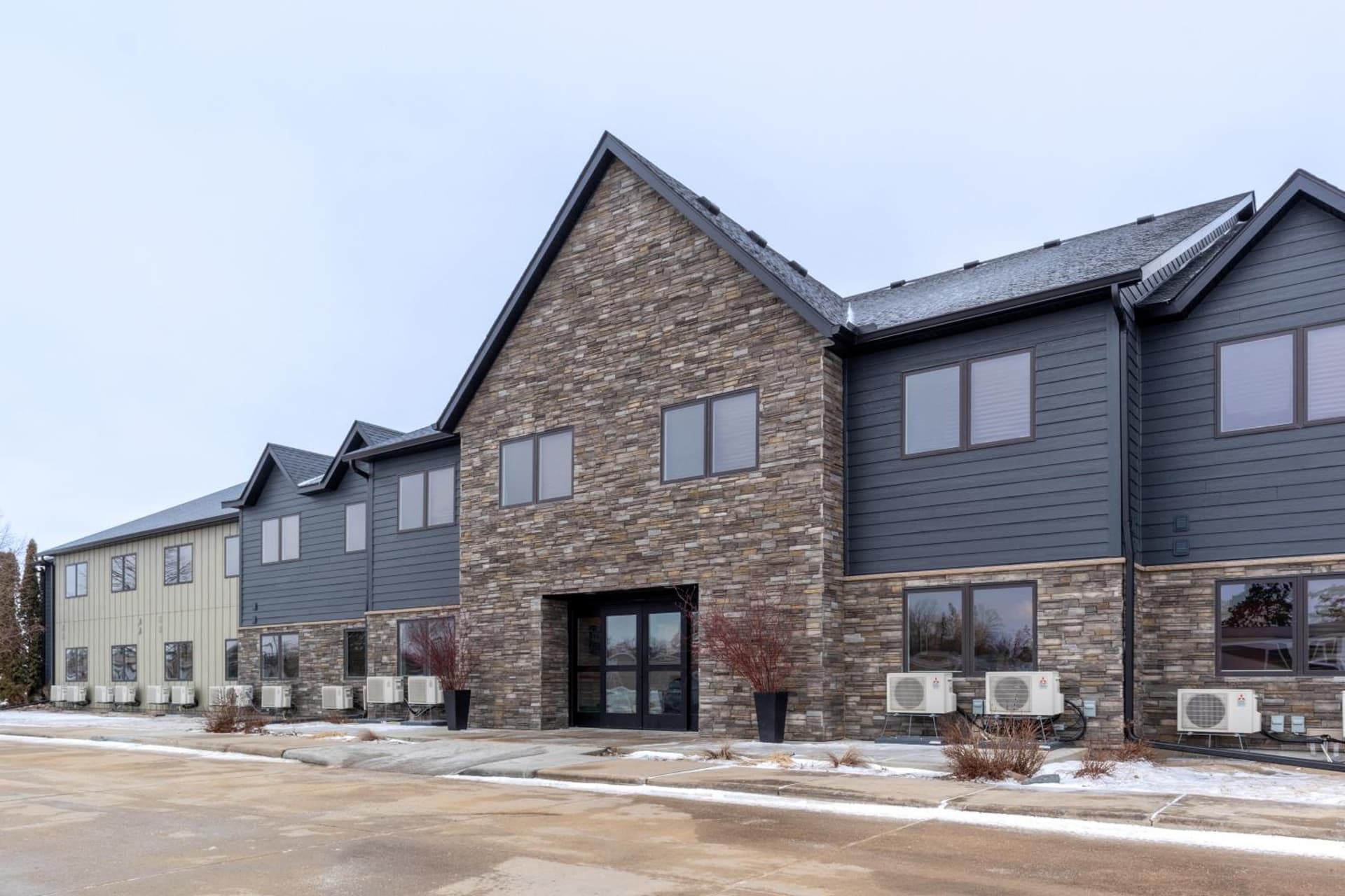 Norland Inn & Suites Roseau featured exterior or lobby in Roseau, MN — similar hotel