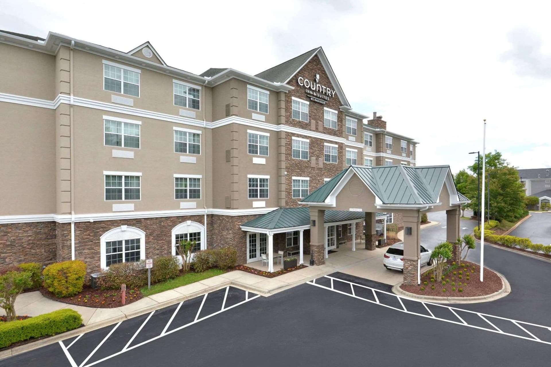 Country Inn & Suites by Radisson, Asheville West near Biltmore — hotel in Asheville, North Carolina