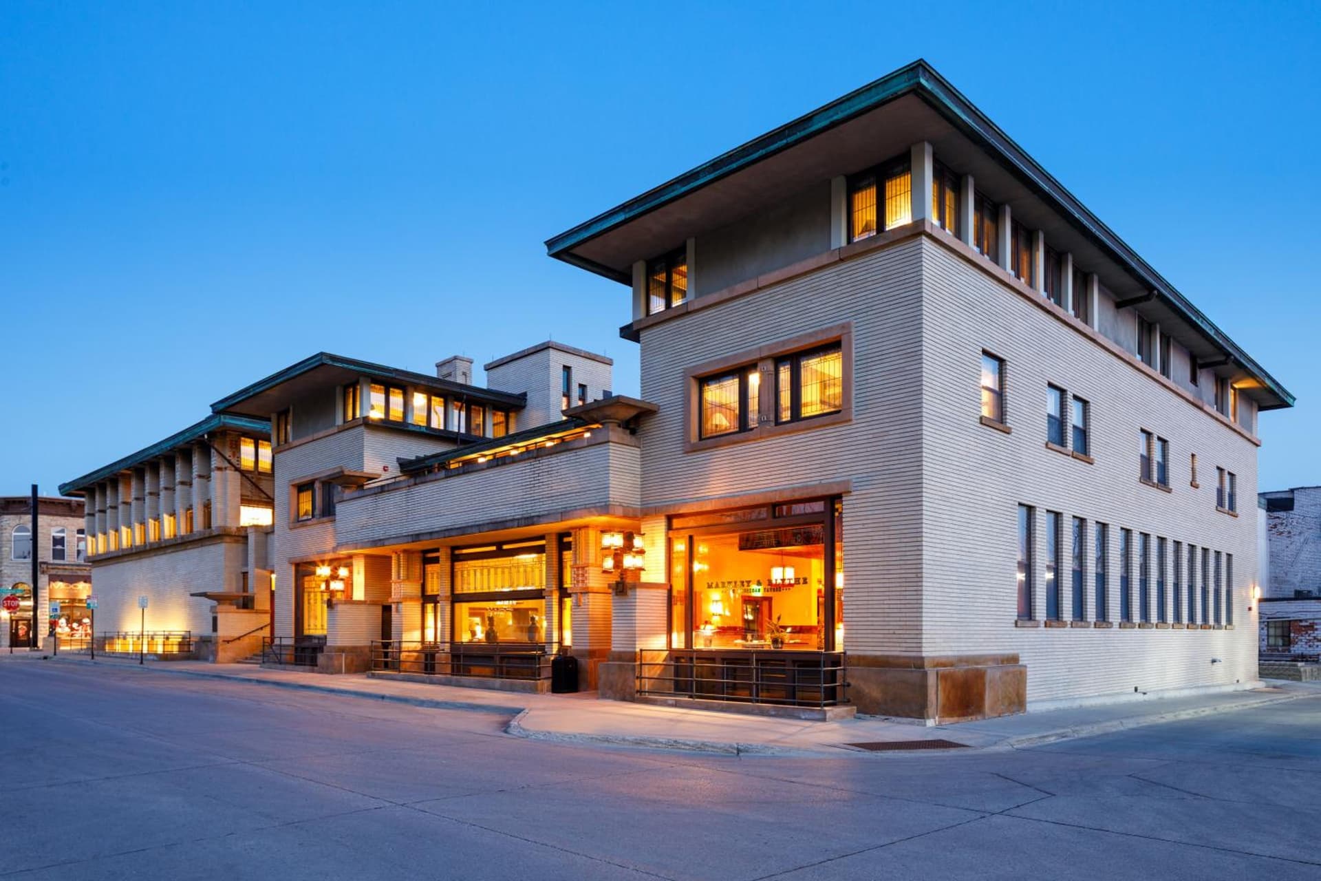 The Historic Park Inn Hotel — hotel in Mason City, Iowa