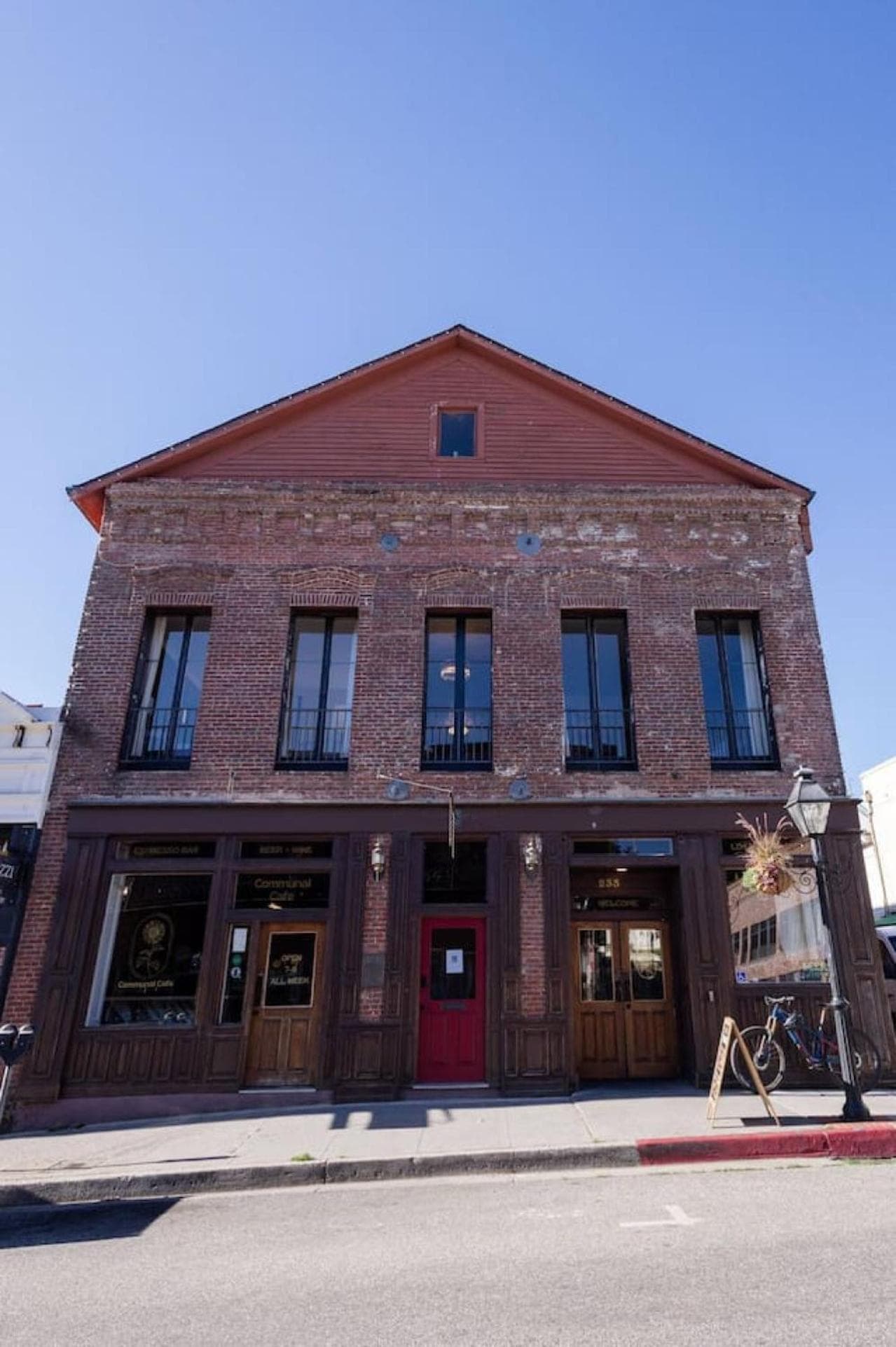 Speakeasy Suites Sleeps 18 — hotel in Nevada City, California