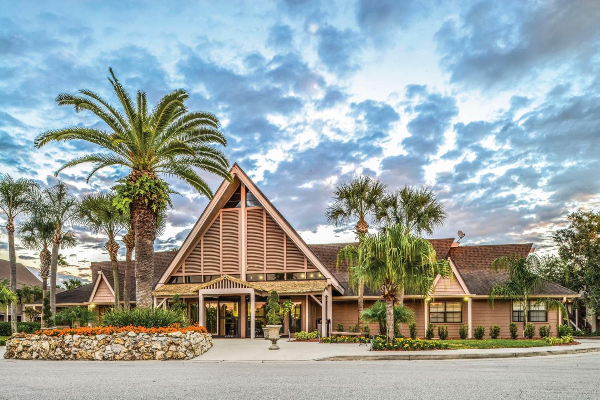 Hilton Vacation Club Polynesian Isles Kissimmee — hotel in Kissimmee, Florida
