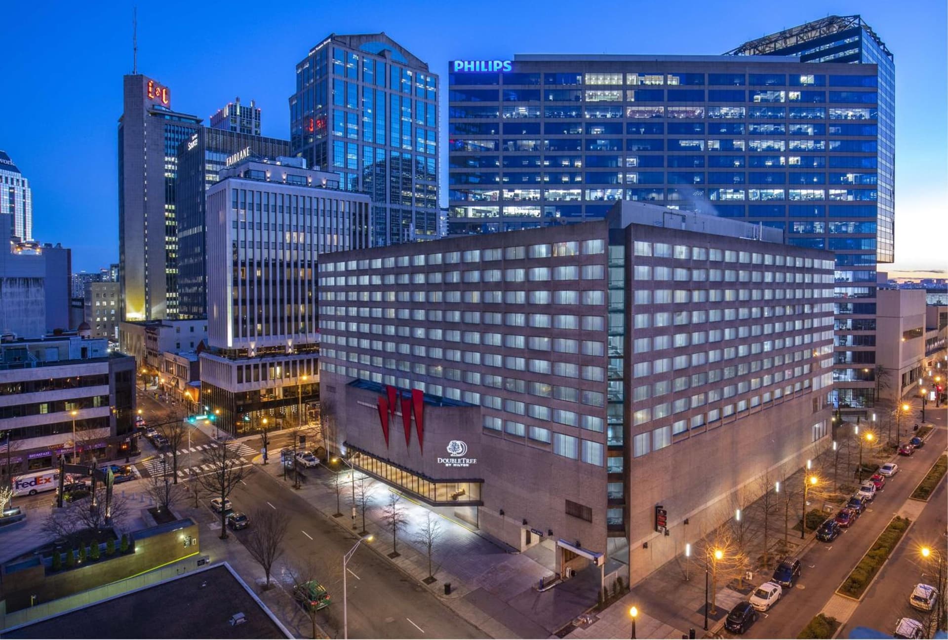 DoubleTree by Hilton Hotel Nashville Downtown — hotel in Nashville, Tennessee