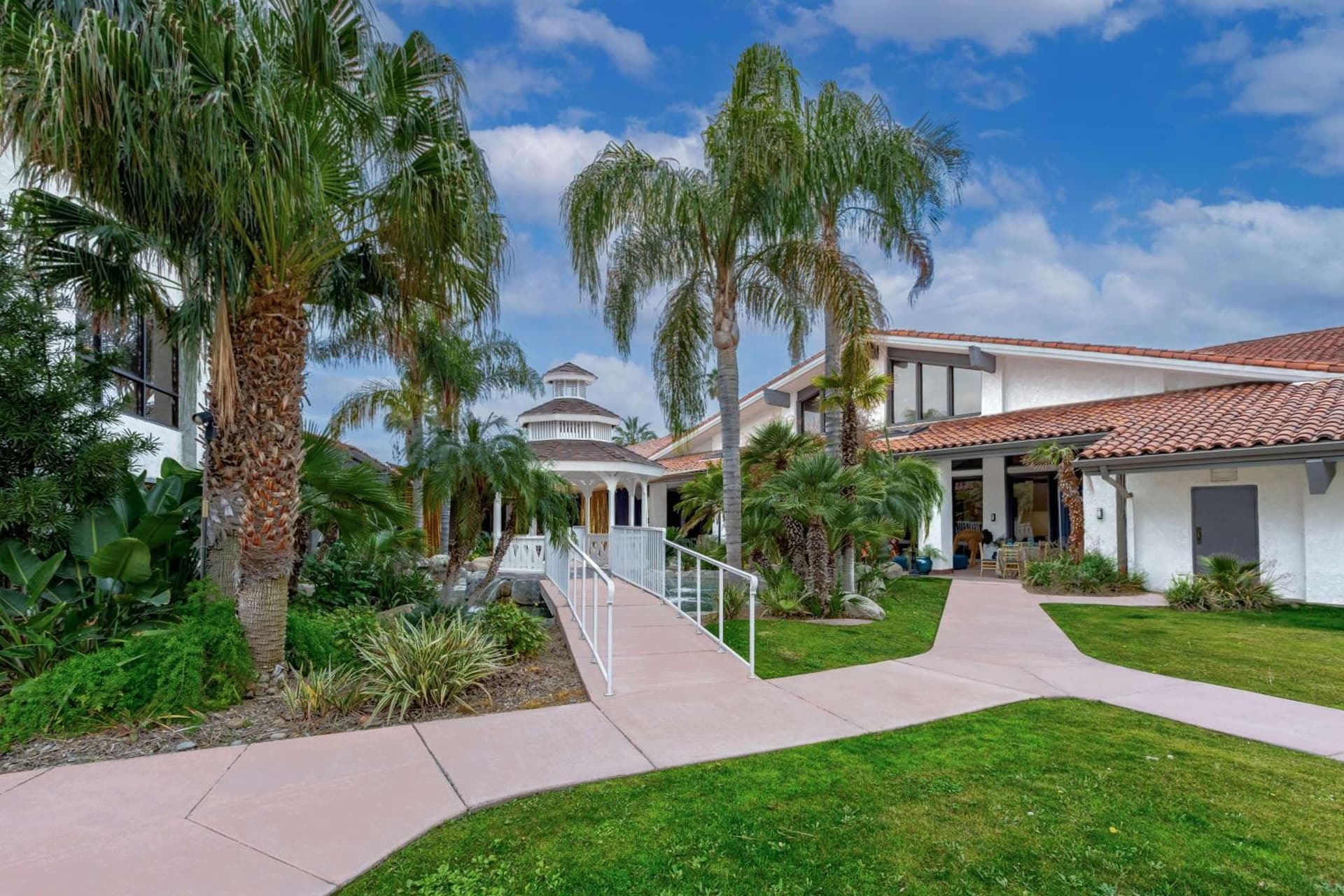 DoubleTree by Hilton Bakersfield — hotel in Bakersfield, California