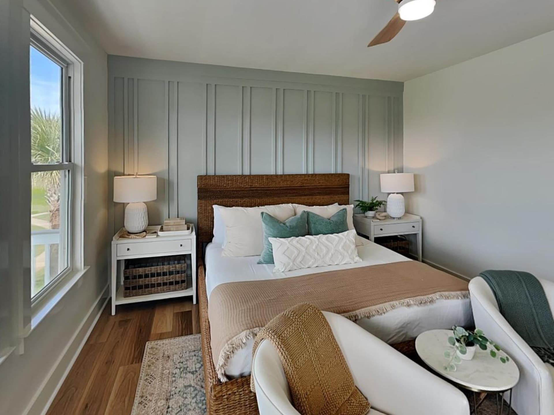 Mermaids Cove interior in Galveston, TX — gallery photo 2